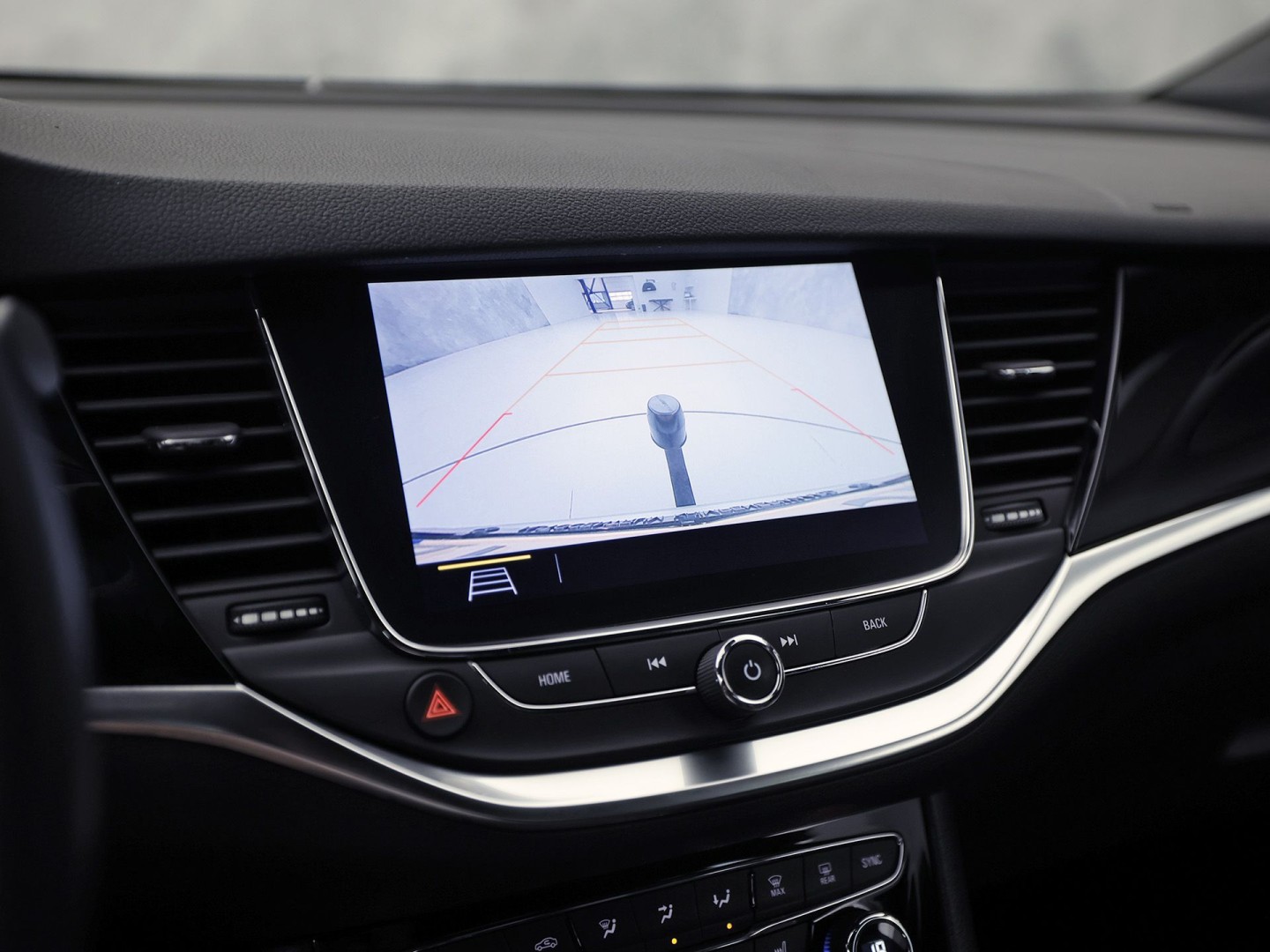 Opel Astra 1.2 Elegance (DIGITALE COCKPIT, APPLE CARPLAY, GROOT NAVI, CAMERA, CLIMATE, STUUR/STOELVERWARMING, SPORTSTOELEN, GETINT GLAS, TREKHAAK, ADAPTIVE CRUISE, NIEUWSTAAT)