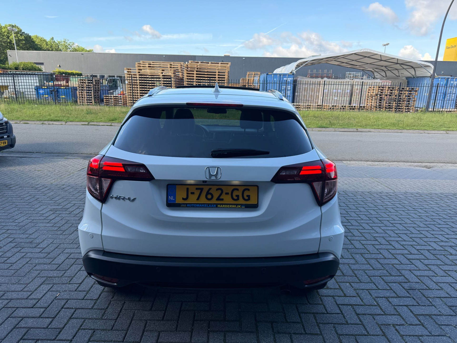 Honda HR-V 1.5 i-VTEC Executive | 1E EIGENAAR | 3/6/12MND GARANTIE | AUTOMAAT | PANO | LED | DAB | NAVI | CRUISE |