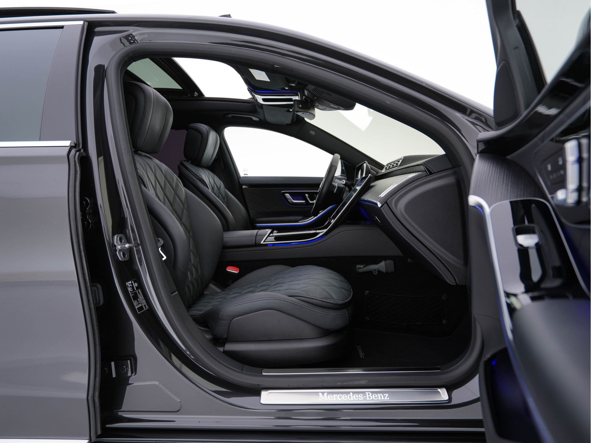 Mercedes-Benz S-klasse 580 e 4MATIC Lang [ Plug-In ] (INCL-BTW) Aut. *PANO | NAVI-FULLMAP | DISTRONIC | BURMESTER-AUDIO | TOP-VIEW | KEYLESS | FULL-LED | DIGITAL-COCKPIT | AMBIENT-LIGHT | HEATED/VENTILATED-SEATS |...*