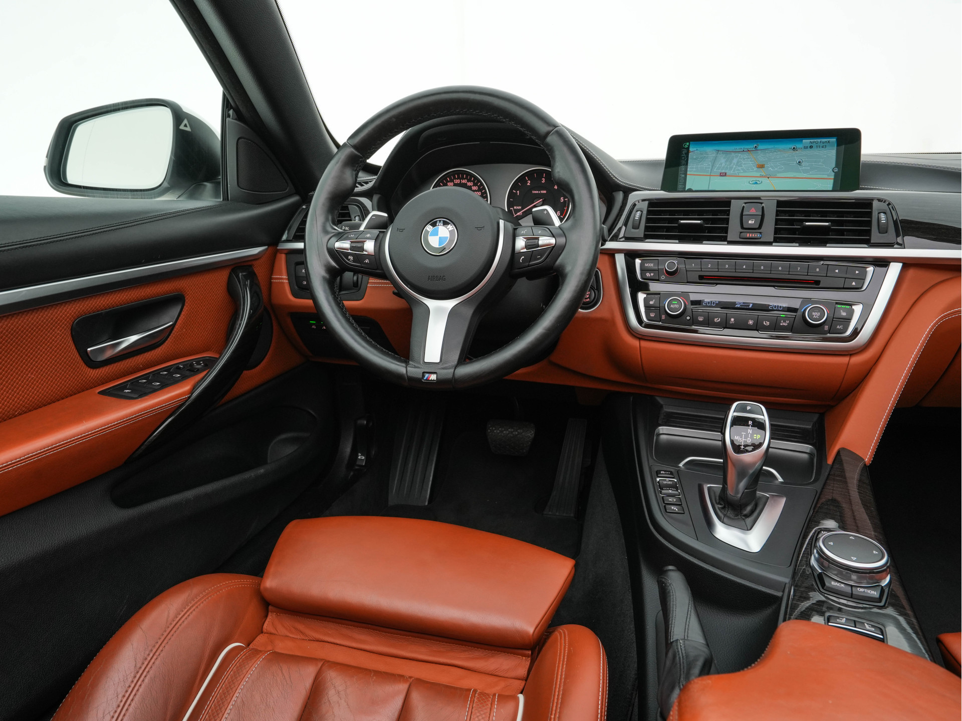 BMW 4-serie Cabrio 435d xDrive M-SportPack Centennial High-Executive Aut. *LEATHER | FULL-LED | ADAPTIVE-CRUISE | MEMORY-PACK | AIRSCARF | BLINDSPOT | HIFI-SOUND | KEYLESS | DAB+ | HEATED-SPORTSEATS | CAMERA | HEAD-UP | NAVI-FULLMAP | 19''ALU*