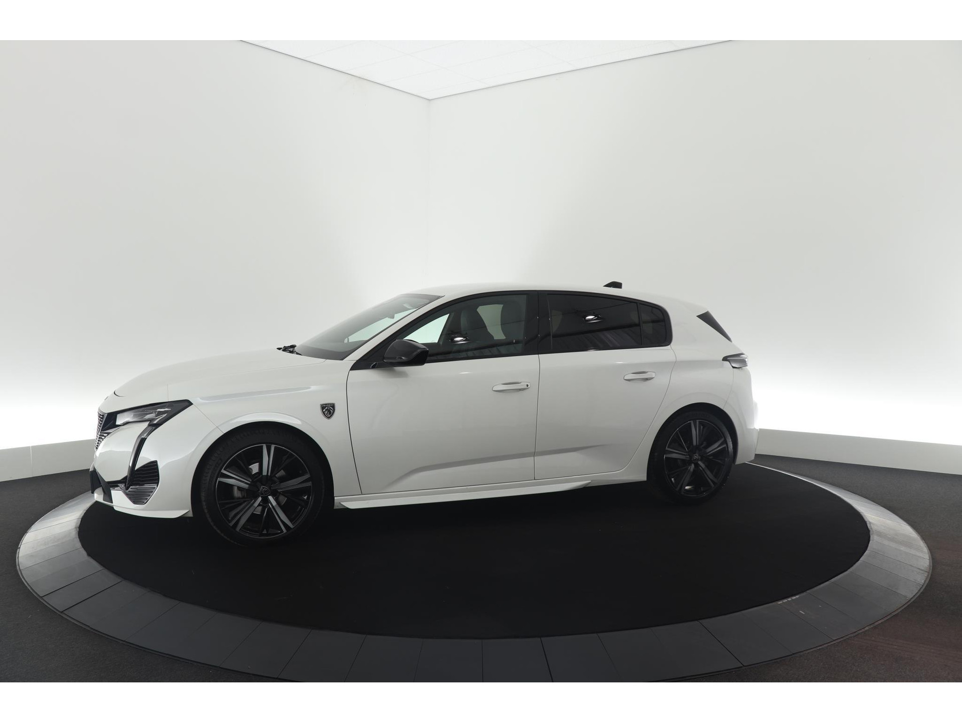 Peugeot 308 PureTech 130 GT Pack Business | Camera | Dodehoekdetectie | Apple Carplay