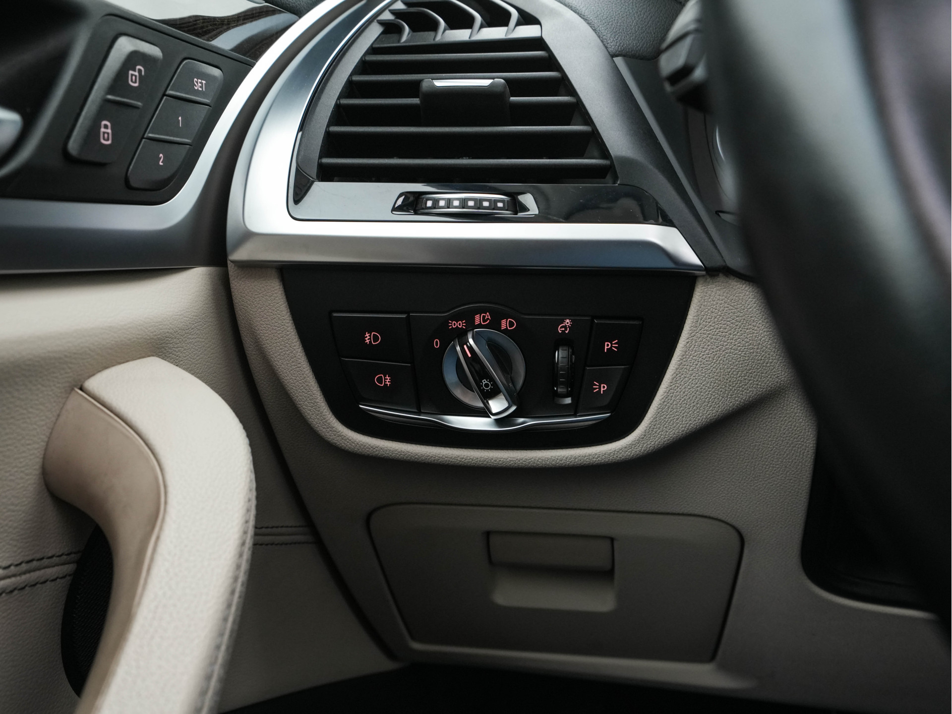 BMW X3 xDrive30d High Executive Luxury-Line Aut. *PANO | HEAD-UP | LEATHER | FULL-LED | NAVI-FULLMAP | HEATED-SPORT-SEATS | MEMORY-PACK | CAMERA | ECC | HIFI-AUDIO | PDC | CRUISE | TOWBAR |  19''ALU*