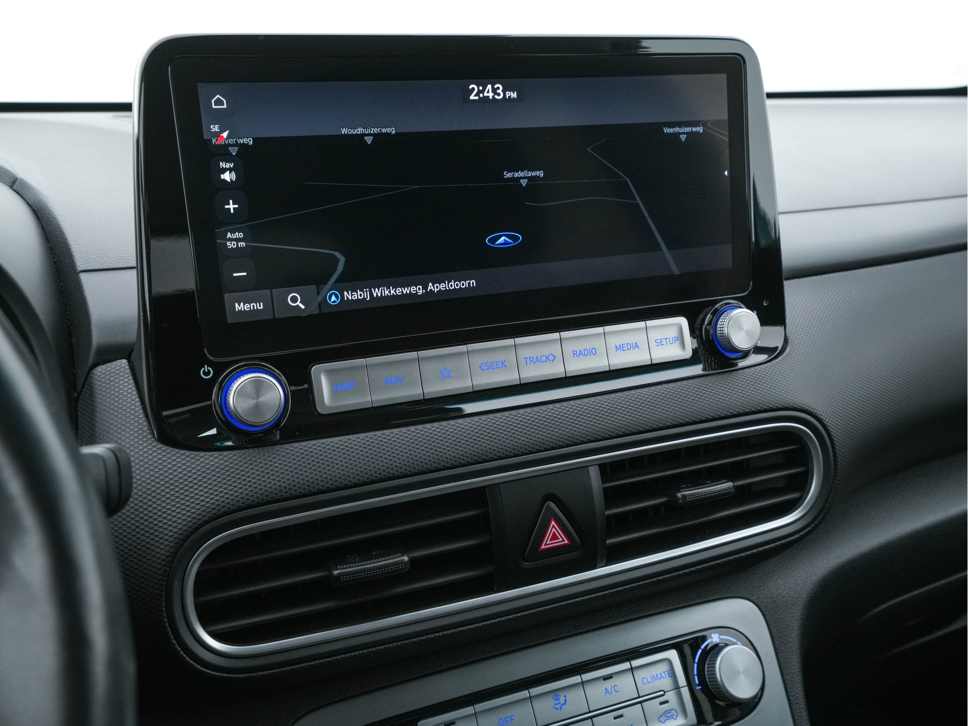 Hyundai Kona EV Comfort 39 kWh {SOH-100%} (INCL-BTW) Aut. *HEAT-PUMP | NAVI-FULLMAP  | KEYLESS | KRELL-AUDIO | CAMERA | DAB | ECC | PDC | ADAPTIVE-CRUISE | LANE-ASSIST | HEATED-COMFORTSEATS | CCS-FASTLOADER | LANE-ASSIST | ...