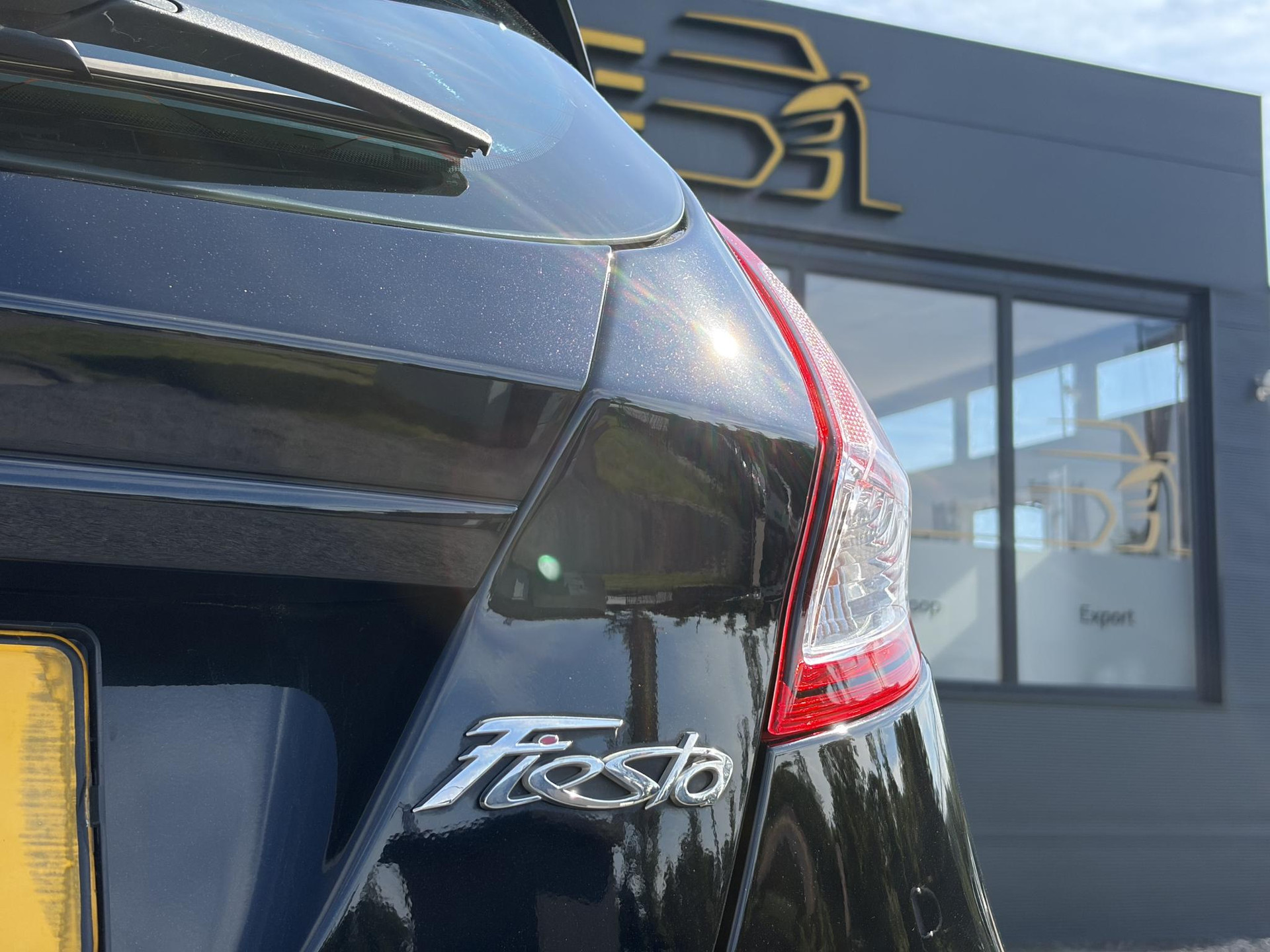 Ford Fiesta 1.0 Style Navi,Airco,5 Deurs,N.A.P,Zeer Zuinig,Apk tot 11-2026