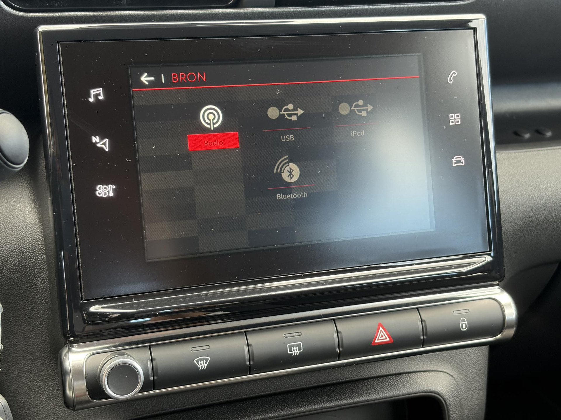Citroen C3 Aircross 1.2 PureTech Feel ✓Draadloze telefoonlader✓Carplay✓Navi✓Clima✓Cruise ✓Pdc✓Lm velgen✓2e Eigenaar✓Net beurt gehad✓Lm velgen✓N.A.P✓Apk tot 10-2027
