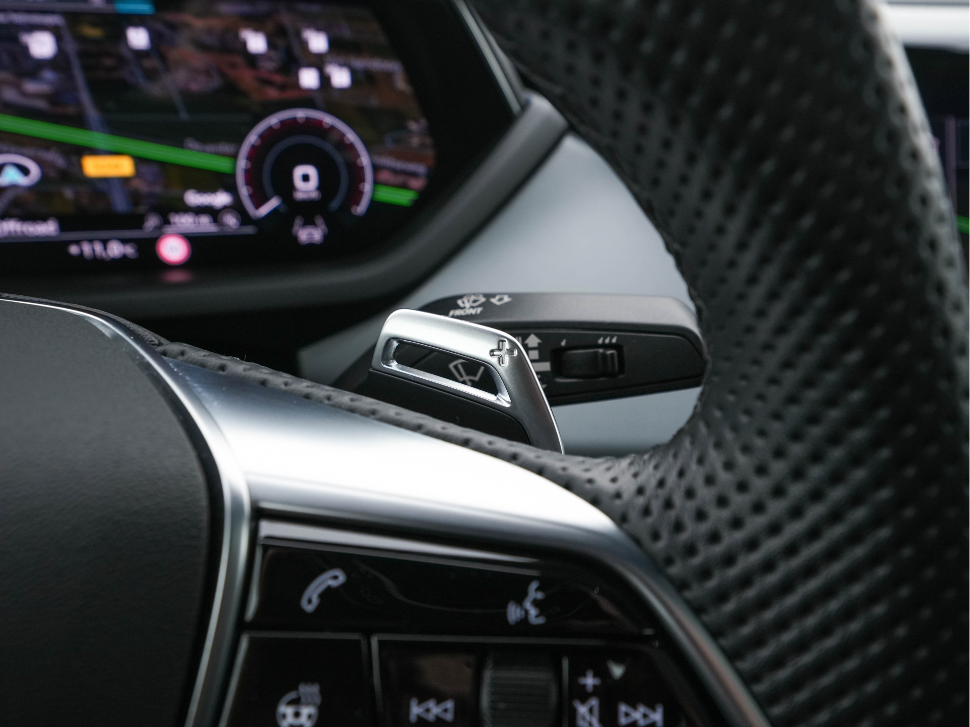 Audi e-tron GT 93 kWh AWD [ 3-Fase ] {SOH-91%} *PANO | LEATHER | BANG/OLUFSEN-AUDIO | HEAD-UP | ADAPT.CRUISE | BLINDSPOT |  MATRIX-LED | AIR-SUSPENSION | SPORT-SEATS | SURROUND-VIEW | KEYLESS | DIGI-COCKPIT | NAVI-FULLMAP | 21"ALU*