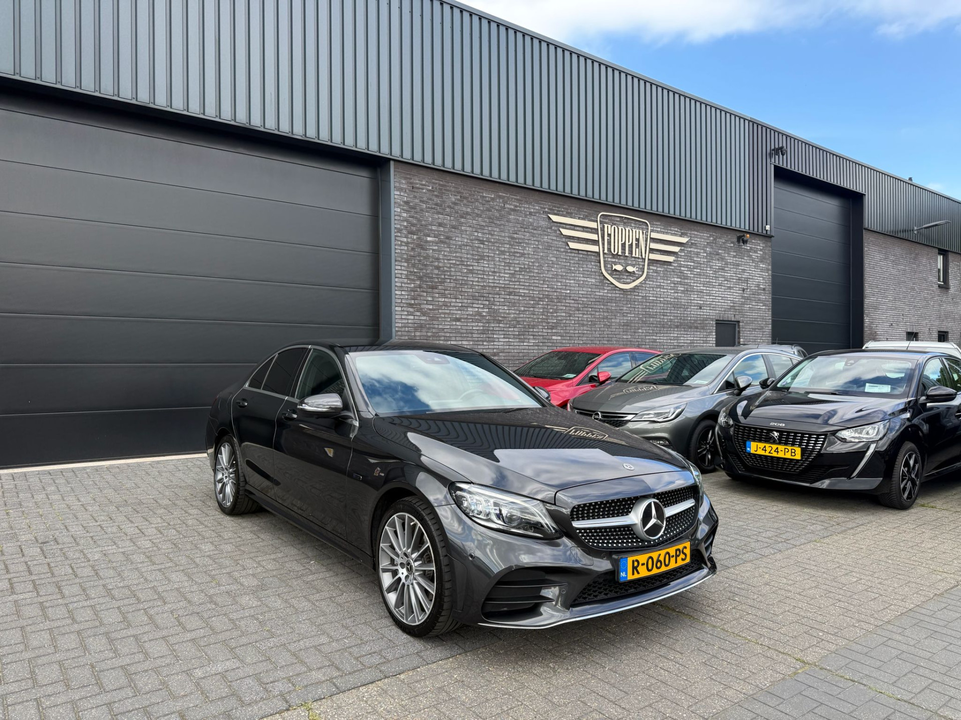 Mercedes-Benz C-klasse 300 e Advantage Pack | 3/6/12MND GARANTIE | AUTOMAAT | CRUISE | LED | LEDER | 360 CAMERA | SFEER | CARPLAY | NAVI |