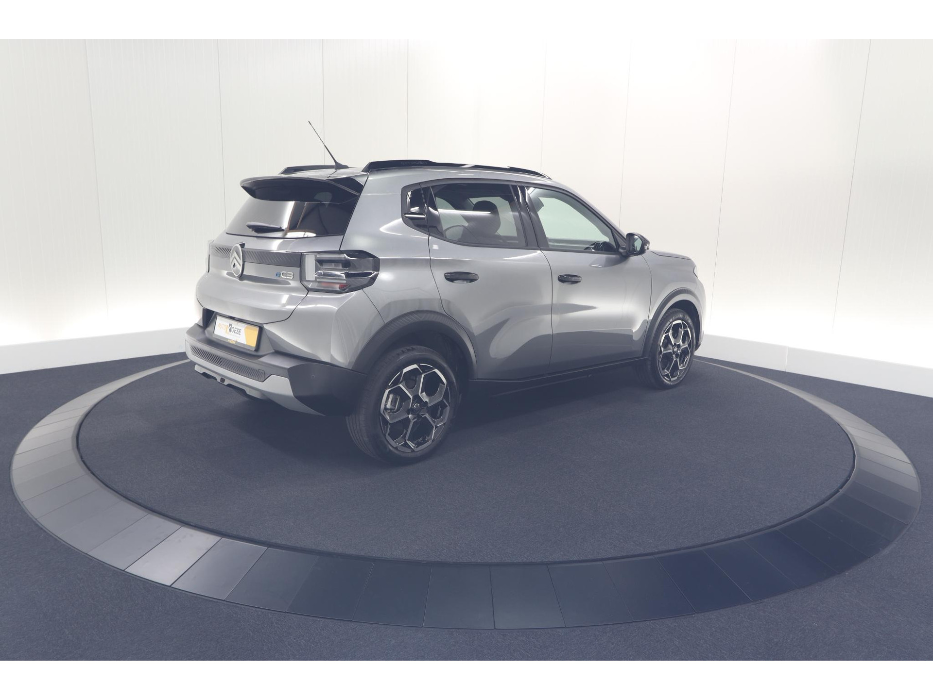 Citroen Ë-C3 Max 113pk 44 kWh | 7 KW Laadfunctie | Camera | Navigatie | Apple Carplay | Parkeersensoren