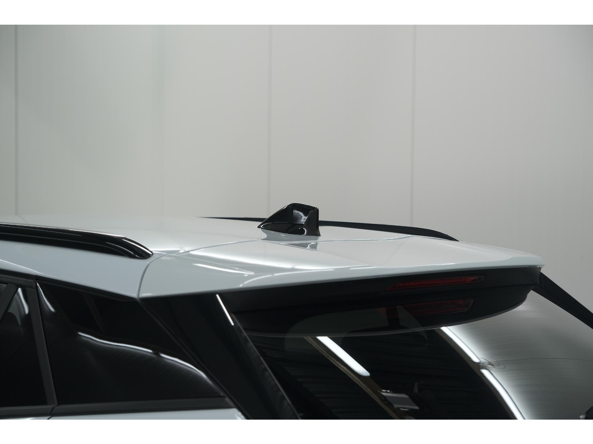 Peugeot 2008 PureTech 100 Allure | 360 Camera | Dodehoekdetectie | Navigatie | Apple Carplay