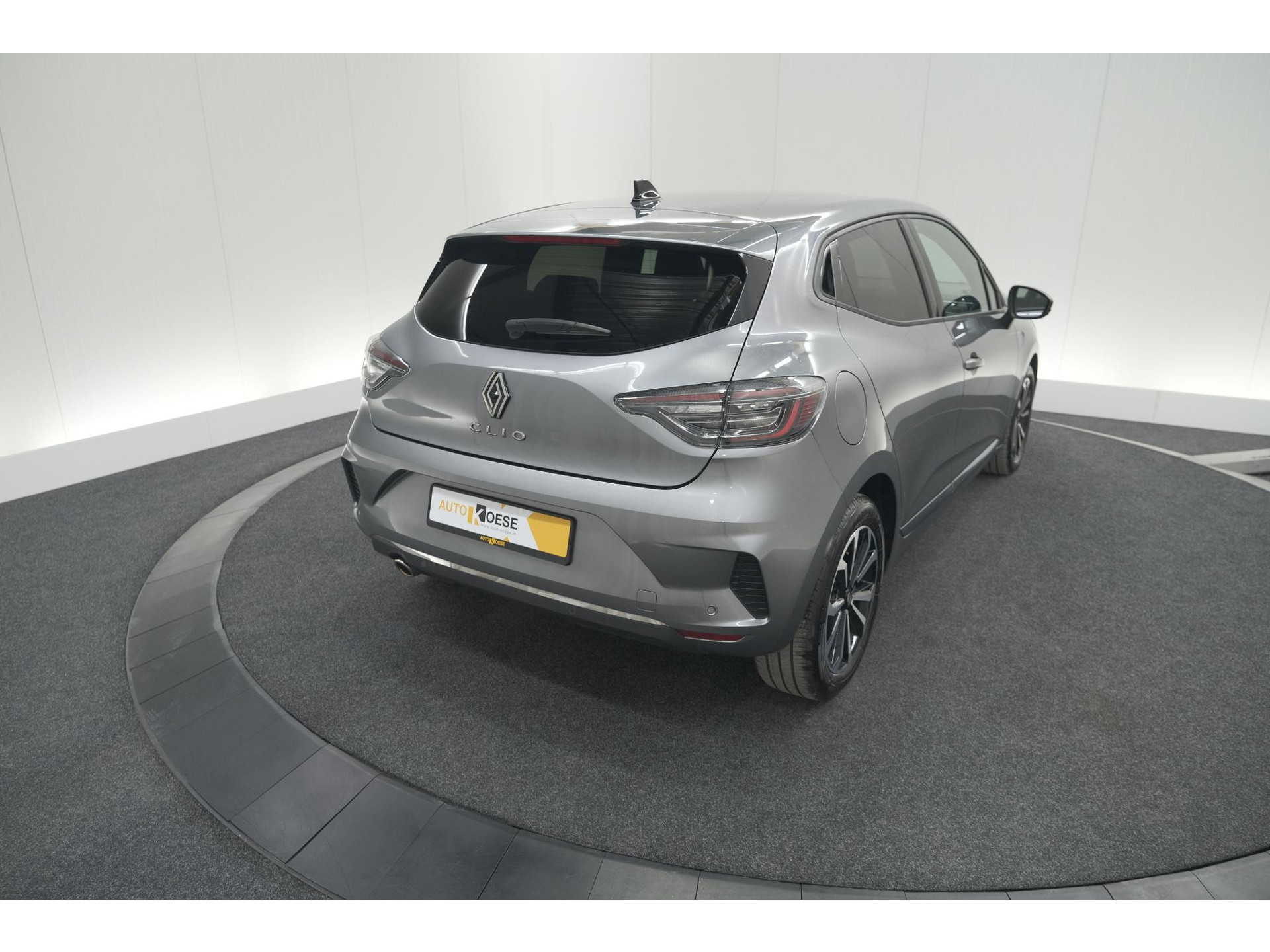 Renault Clio TCe 90 GPF techno | 360 Camera | Dodehoekdetectie | Adaptieve Cruise Control