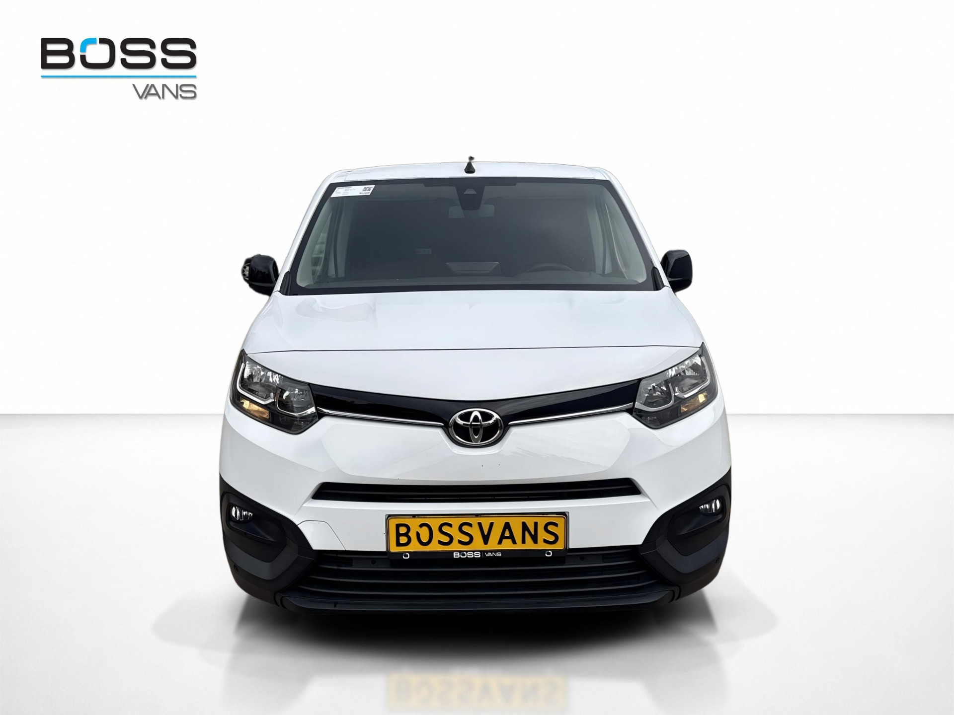 Toyota ProAce City 1.2T 110 PK **Benzine** L1 Navigatie Climate control Camera Carplay Cruise control Parkeersensoren v+a Gasoline Benzin