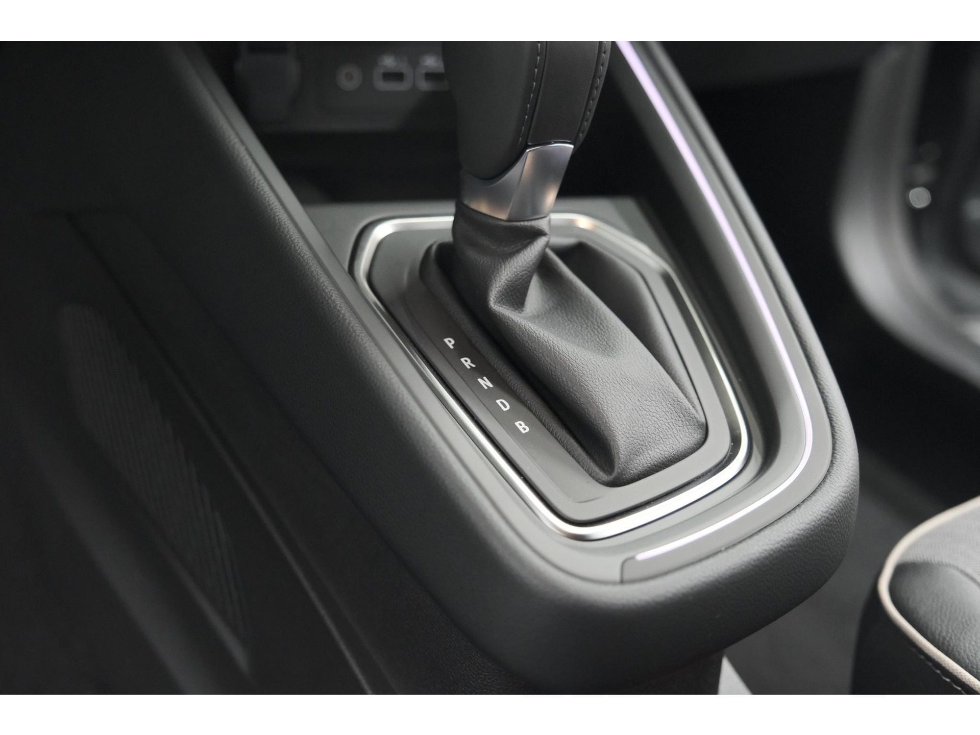 Renault Clio 1.6 E-Tech Full Hybrid 145 Techno | 360 Camera | Bose Audio | Stoelverwarming | 9.3 Inch Groot Scherm