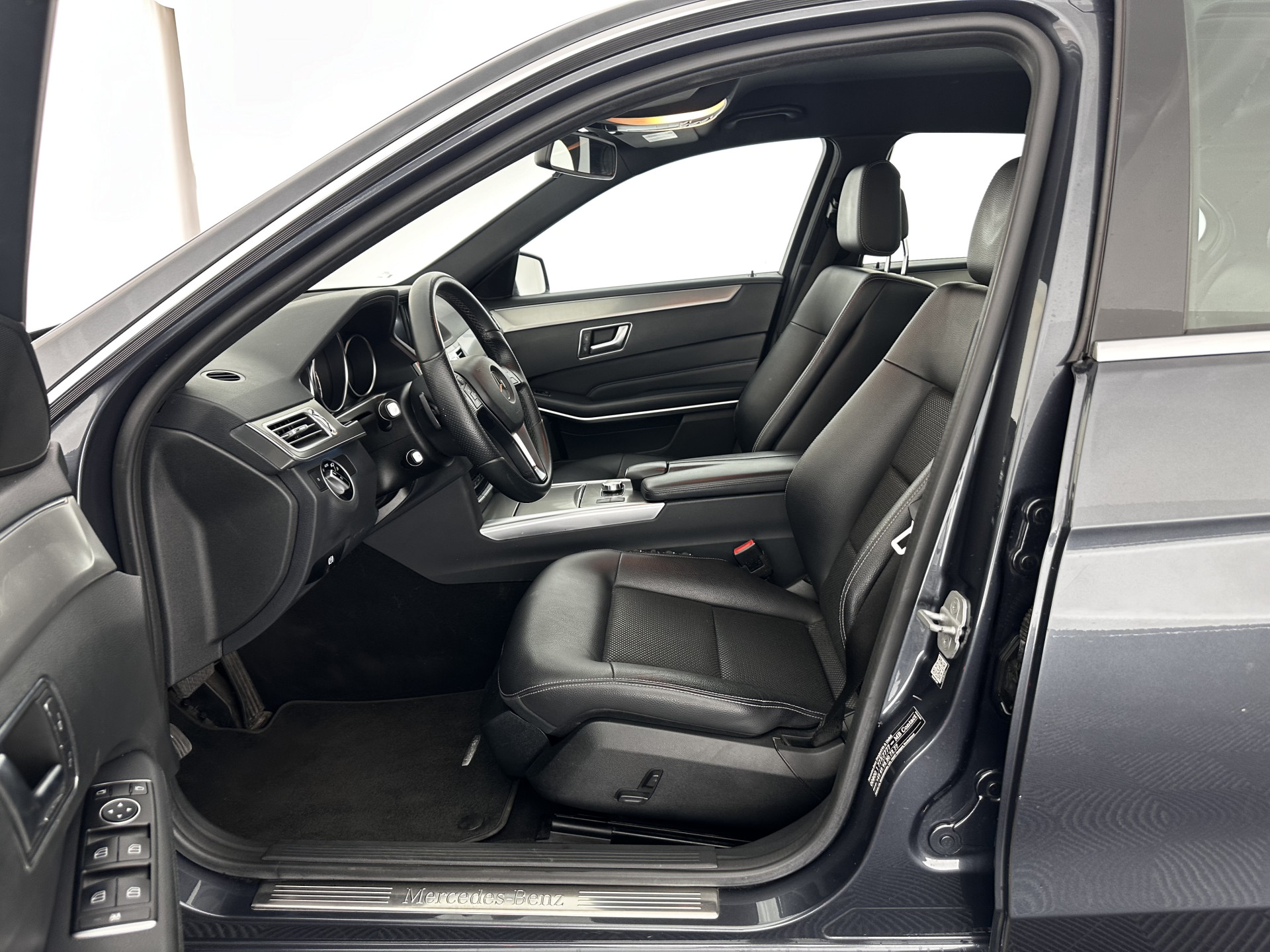 Mercedes-Benz E-klasse 300 BlueTEC HYBRID Avantgarde Aut. *NAVI-FULLMAP | LEATHER -MICROFIBRE | ECC | PDC | CRUISE | COMFORT-SEATS | 17"ALU*