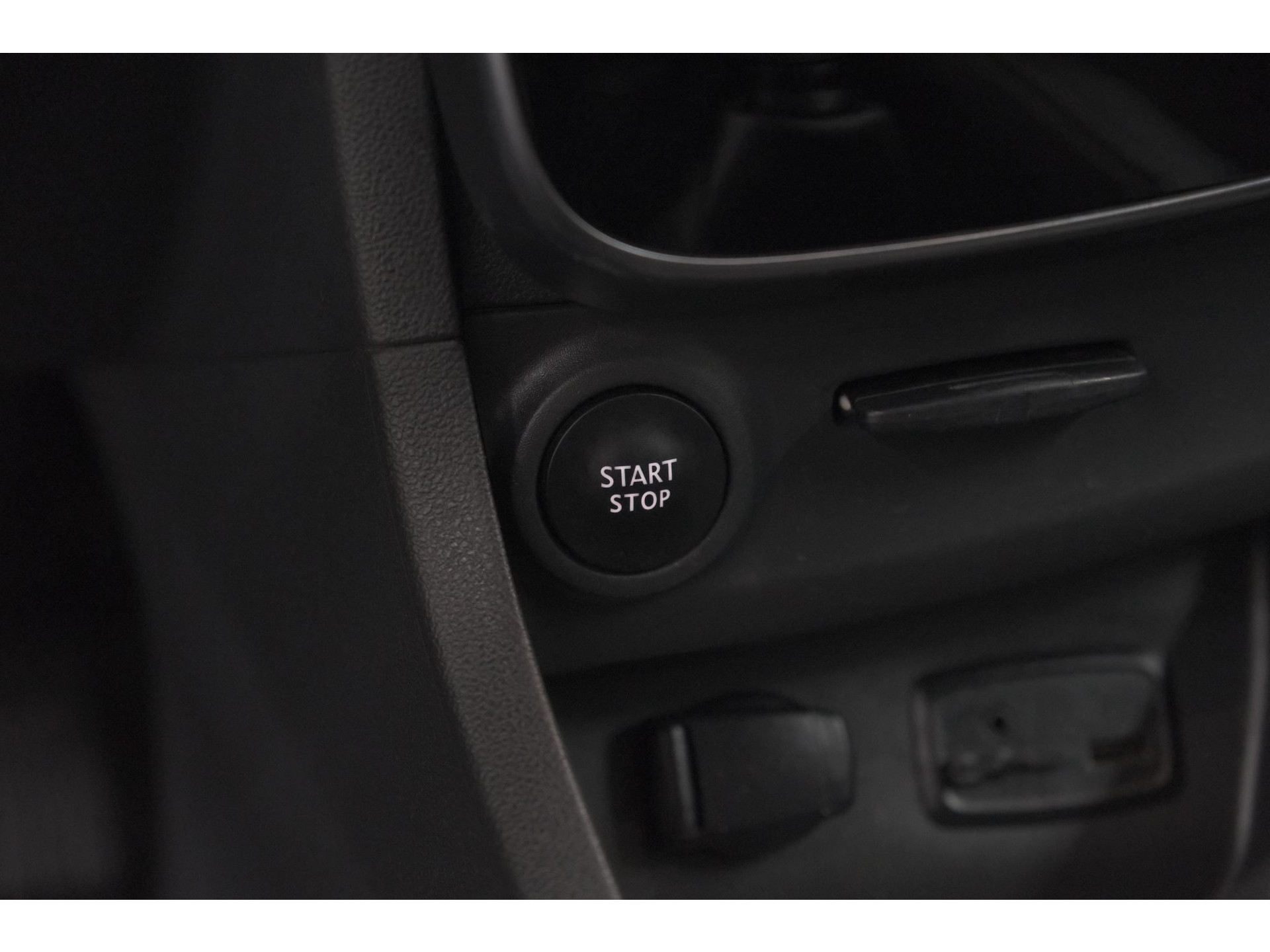 Renault Clio Estate TCe 90 Intens | Bleu De France | Parkeersensoren | Navigatie | Climate Control