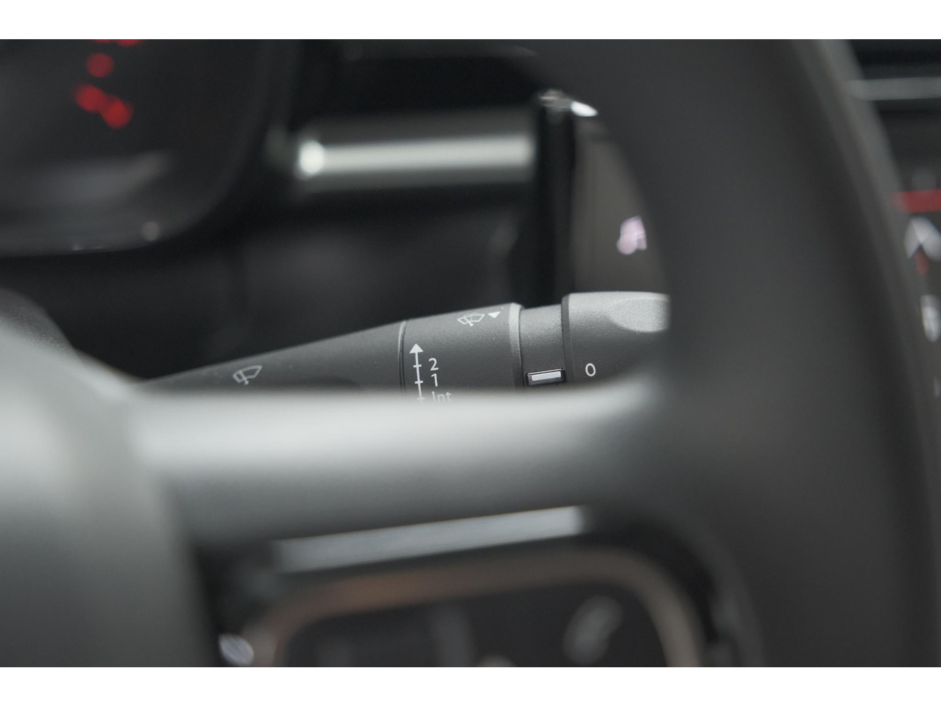 Citroen C3 PureTech 110 EAT6 Max | Apple Carplay | Parkeersensoren | Climate Control | 16 Inch Lichtmetalen Velgen