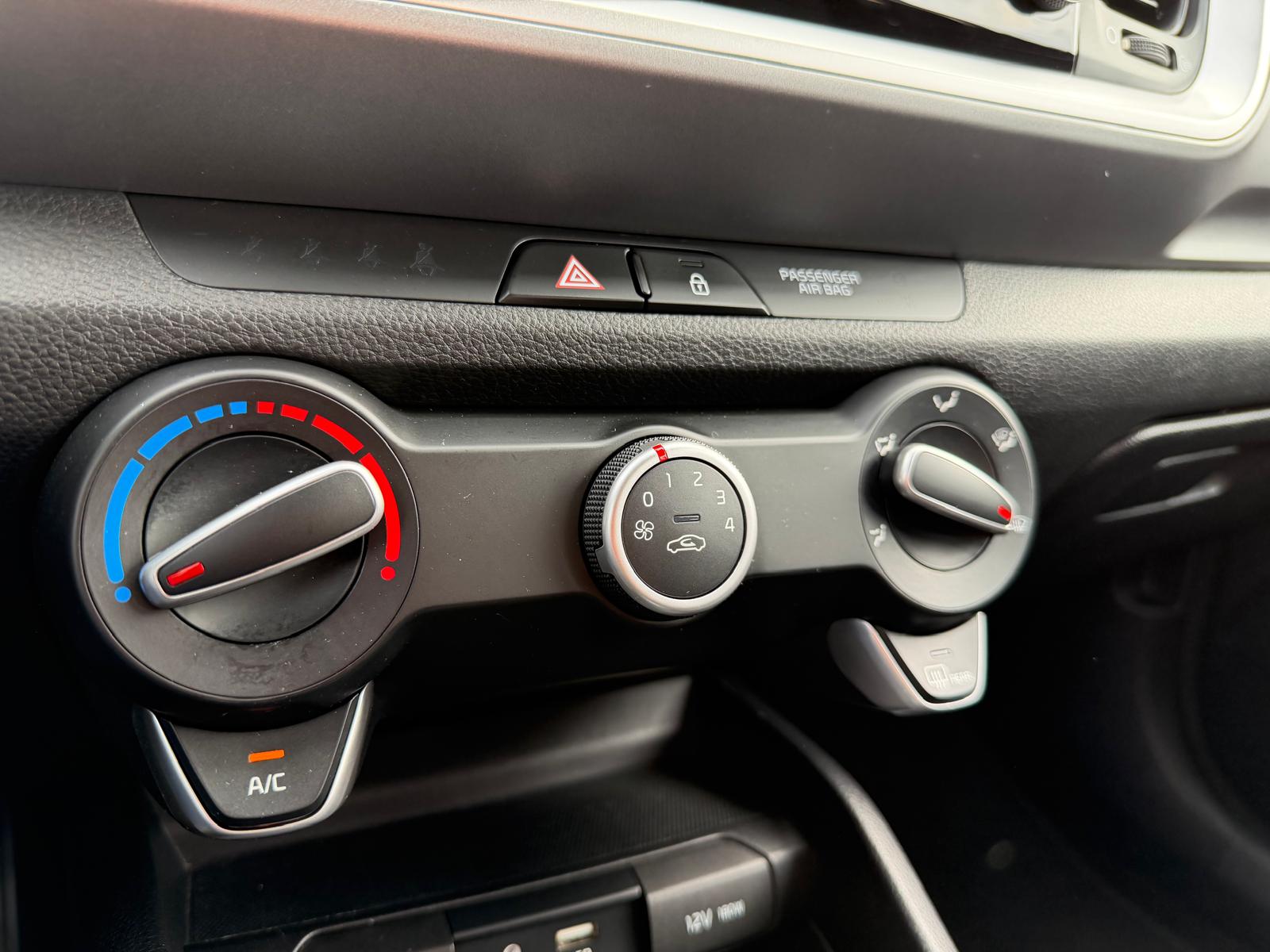 Kia Stonic 1.0 T-GDi DynamicLine | 2E EIGENAAR | 3/6/12MND GARANTIE | DAB | CARPLAY | NAVI | CRUISE | LMV |