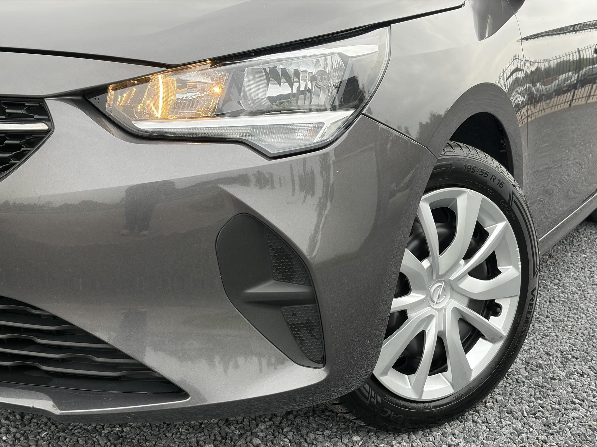 Opel Corsa 1.2 Edition ✓D-riem vv in 2025✓2e Eigenaar✓Carplay✓Airco✓Cruise✓Rijstrooksensor✓Pdc✓102pk✓6 Bak✓5 Deurs✓N.A.P✓Apk tot 02-2028