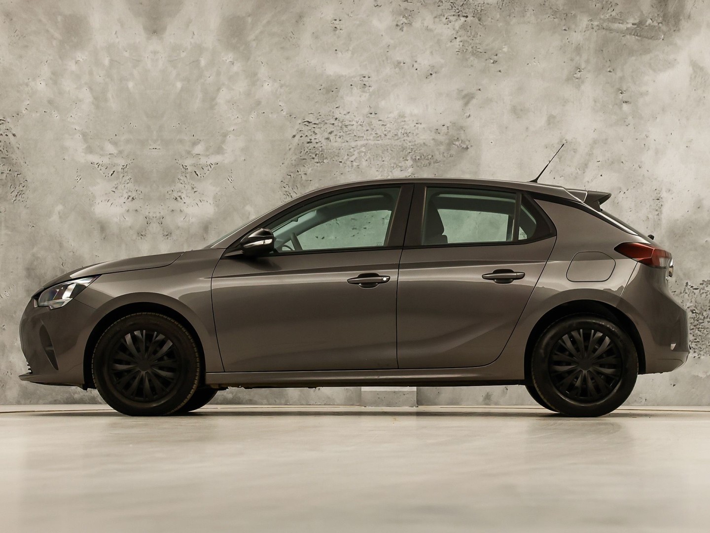 Opel Corsa 1.2 Sport (APPLE CARPLAY, GROOT NAVI, LANE ASSIST, SPORTSTOELEN, CRUISE, NIEUWSTAAT)