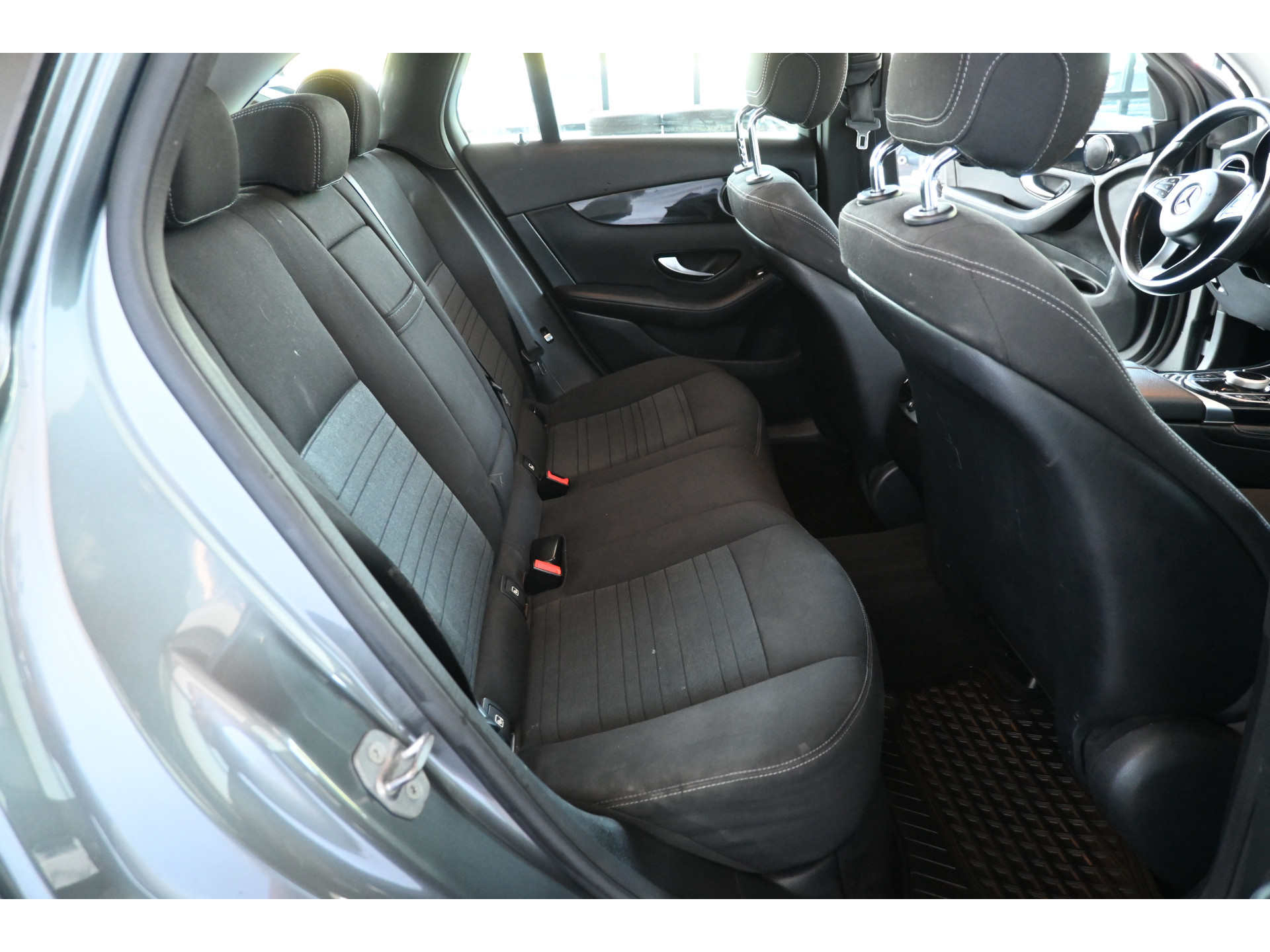 Mercedes-Benz GLC-klasse 350e 4MATIC Business Solution Automaat Navigatie Stoelverwarming Trekhaak Rijklaaprijs! Inruil Mogelijk!