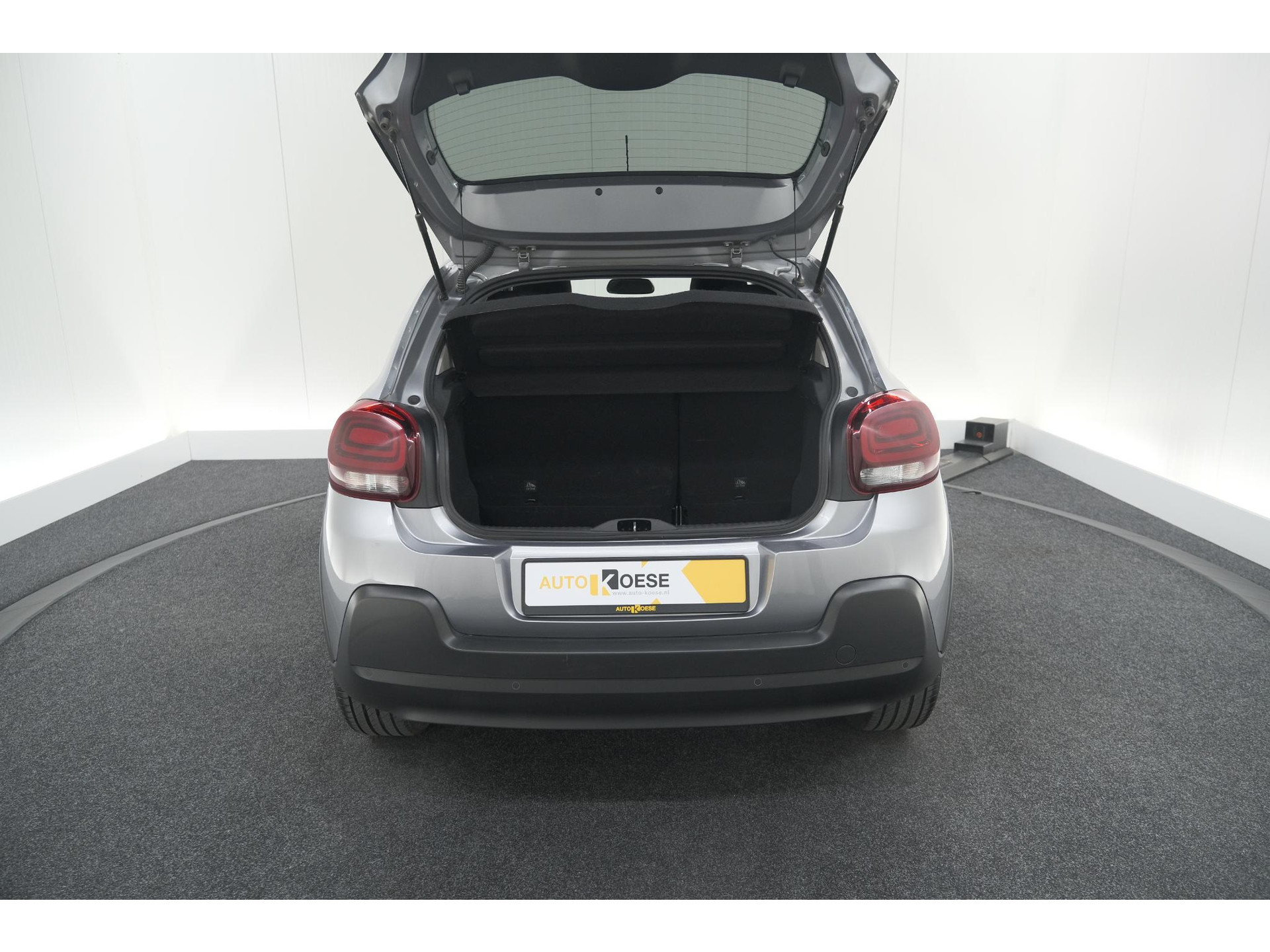 Citroen C3 PureTech 110 Max | Keyless entry/start | Camera | Navigatie | Parkeersensoren | Apple Carplay