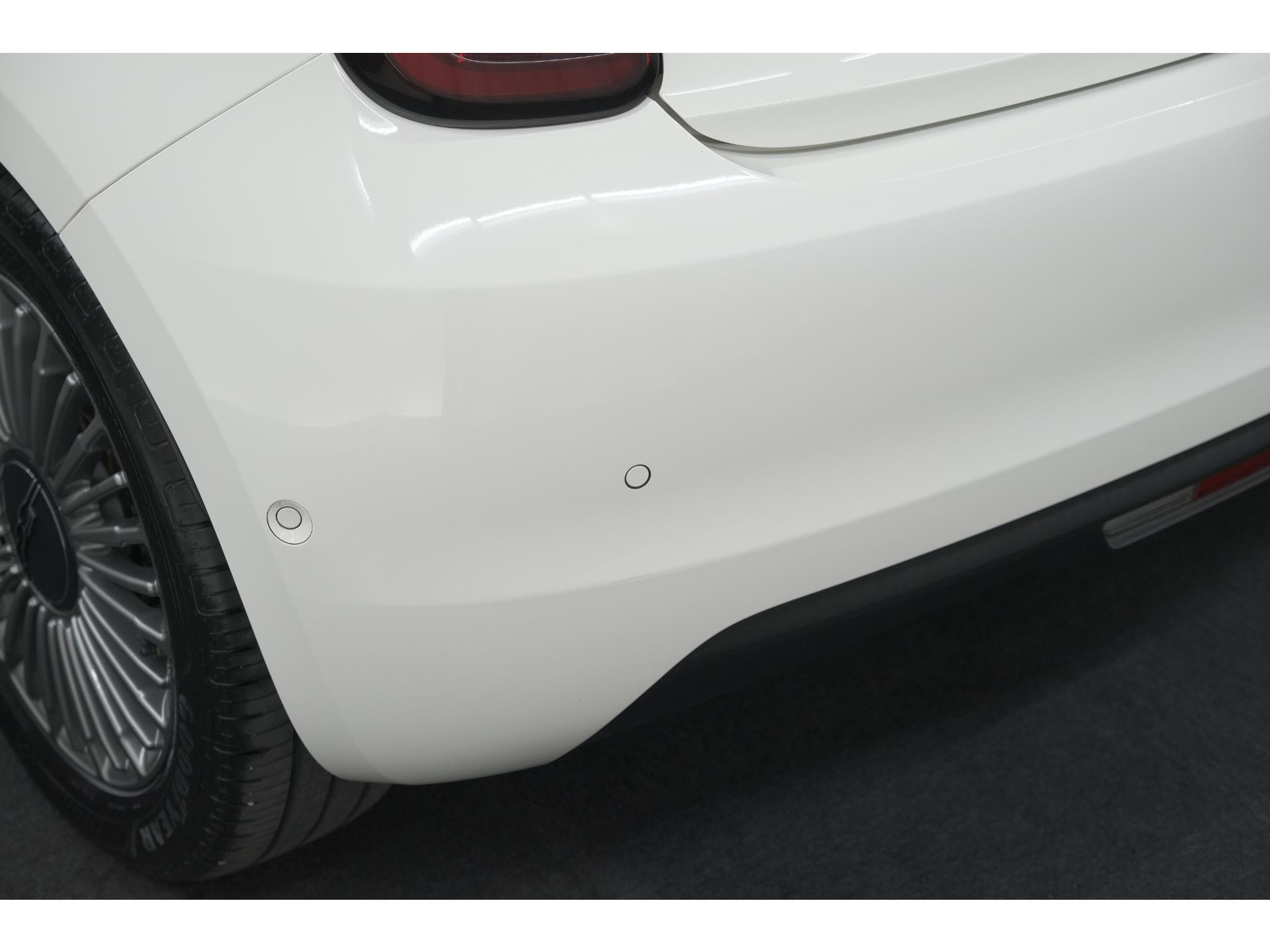 Fiat 500 C Icon 42 kWh | 97,3% SOH | Convenience Pack | Camera | Dodehoekdetectie | Stoelverwarming