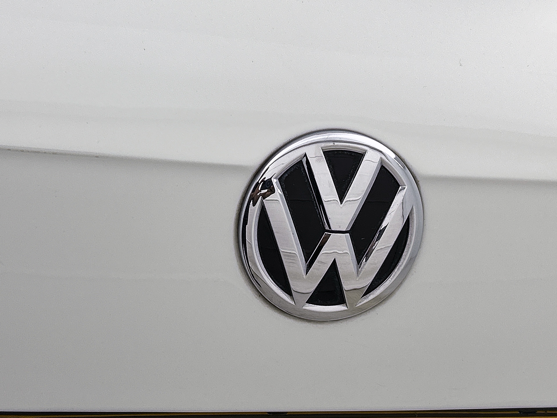 Volkswagen Tiguan 2.0 TSI 4Motion Highline Business R | PANORAMA | HEAD UP | ADAPTIVE | ELEKTR. A-KLEP | STOELVERW. | NAVI |