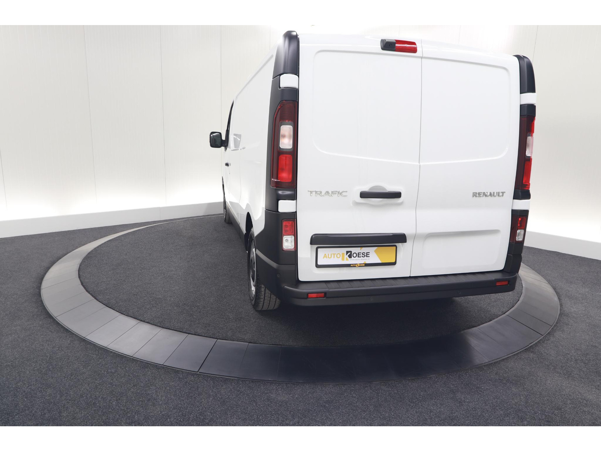 Renault Trafic 2.0 Blue dCi 130 T30 L2H1 Advance | Camera | Apple Carplay | Parkeersensoren