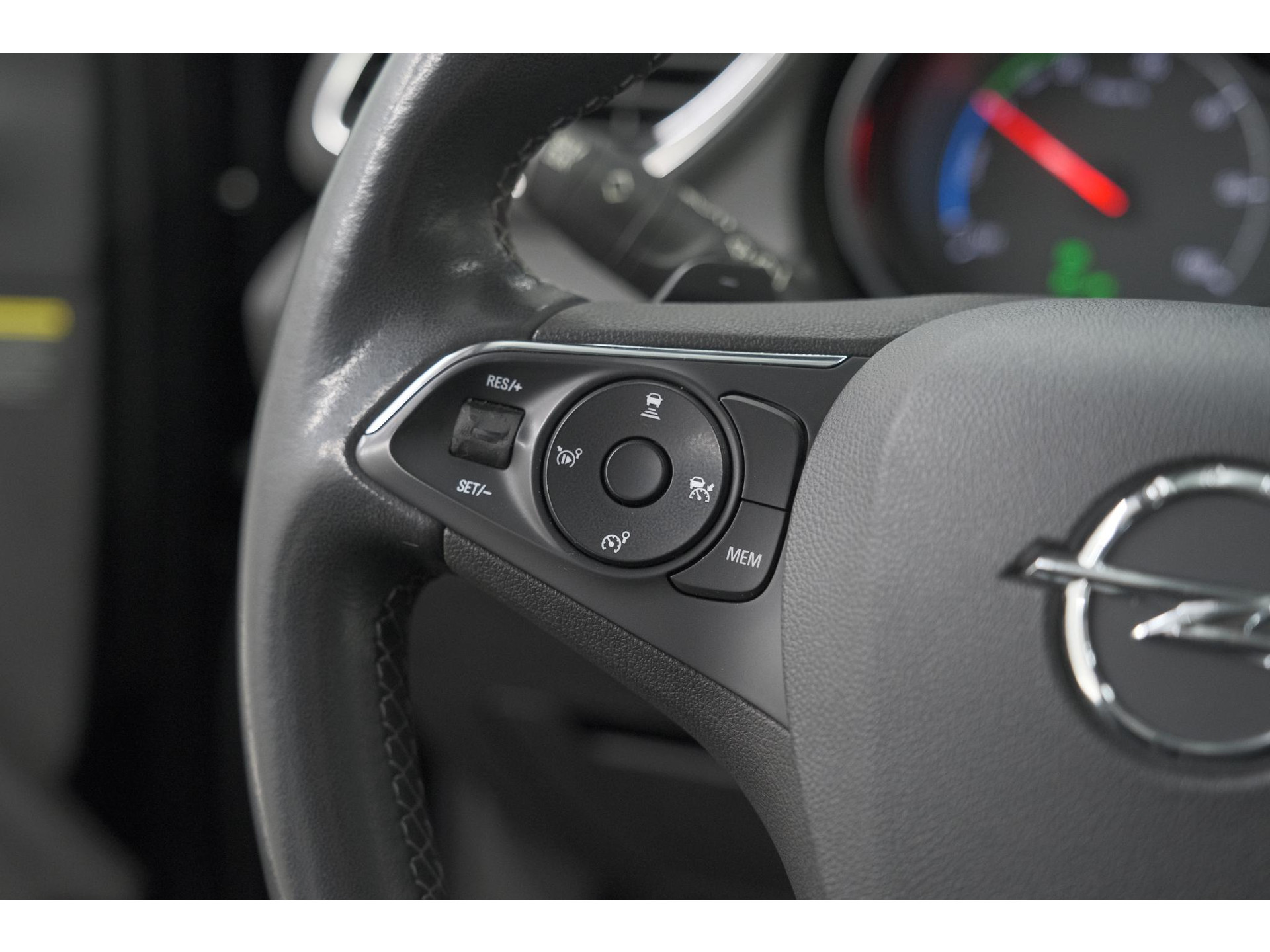 Opel Grandland X 1.6 Turbo 300 Hybrid4 Ultimate | Trekhaak | 360 Camera | Adaptieve Cruise Control | Elektrische Kofferklep