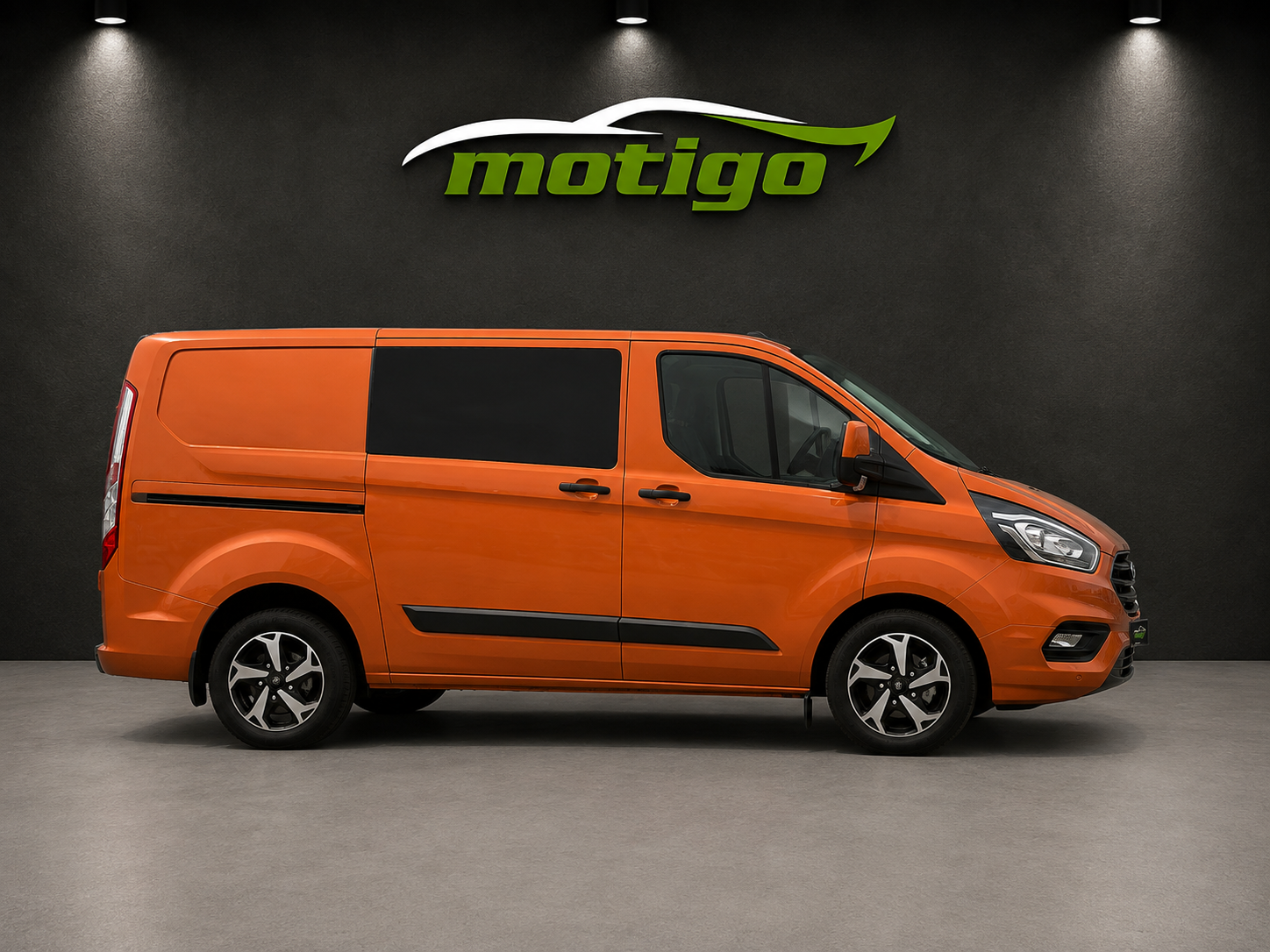 Ford Transit Custom 300 2.0 TDCI L1H1 Limited DC 1e eigenaar
