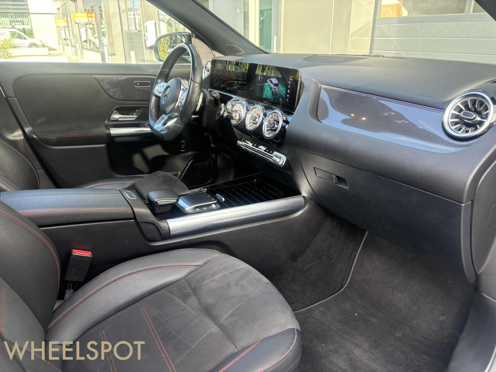 Mercedes GLA-klasse 250 e AMG|Pano|Sfeer|CarPlay|Stoelverwar
