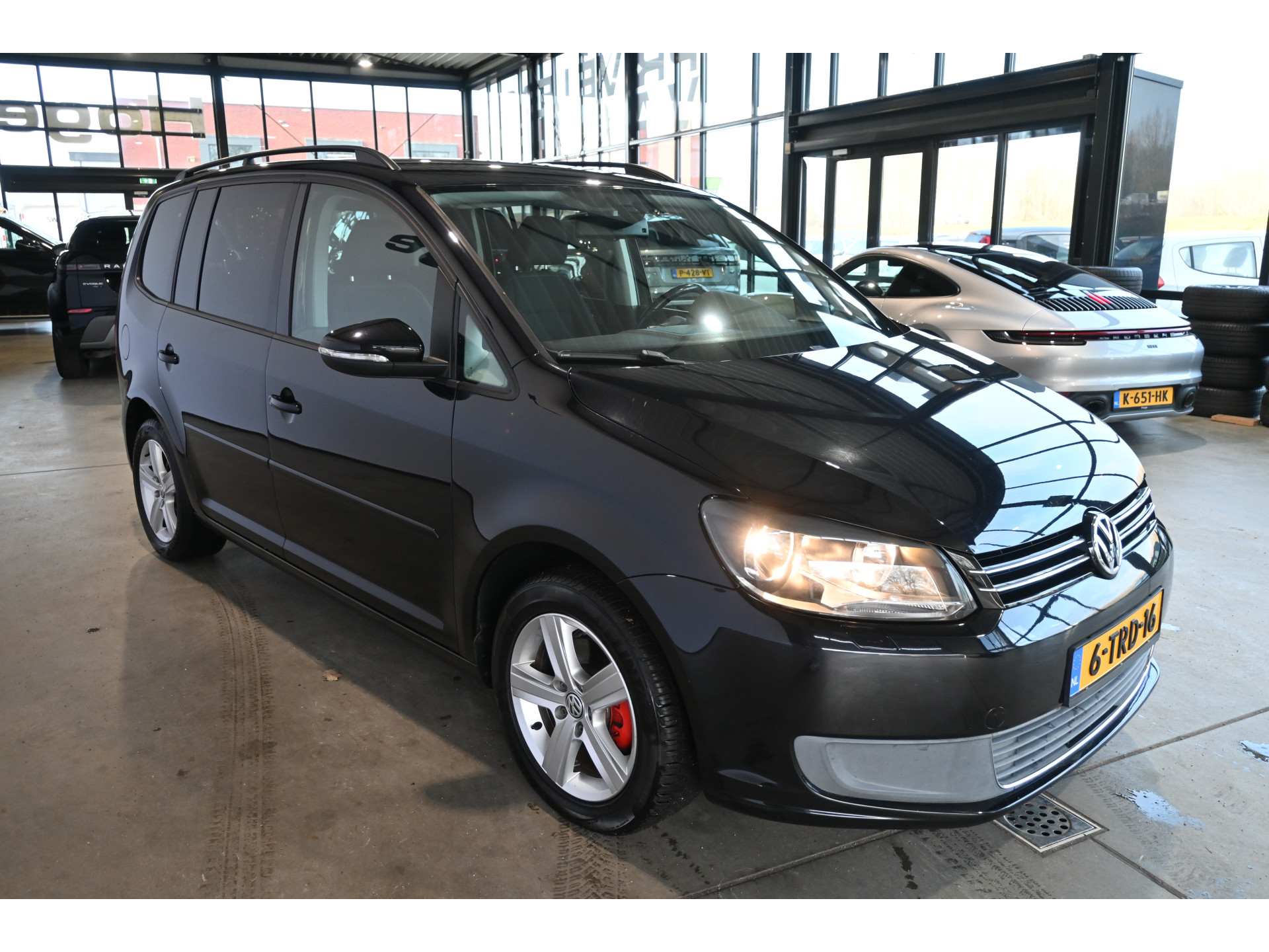 Volkswagen Touran 1.4 TSI Highline Automaat Clima Stoelverwarming Goed Onderhouden! Inruil Mogelijk!