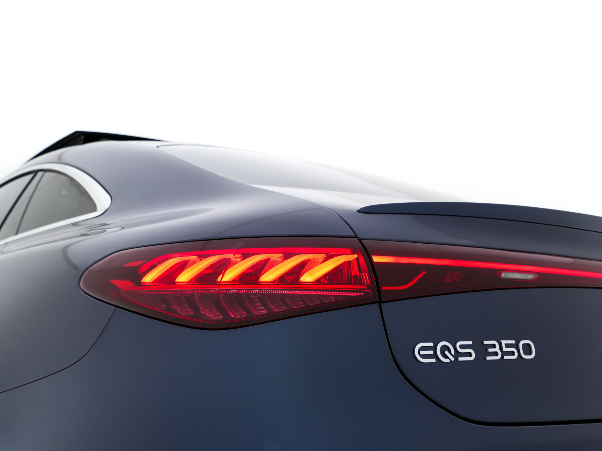 Mercedes-Benz EQS 350 Business Line 90 kWh {SOH-100%} [3-Fase] (INCL-BTW) Aut. *PANO | LEATHER | FULL-LED | MEMORY-PACK | HEATED-COMFORTSEATS | DIGI-COCKPIT | CAMERA | AMBIENT-LIGHT | NAVI-FULLMAP | BLIND-SPOT | KEYLESS | CARPLAY | PRIVACY-GLASS |