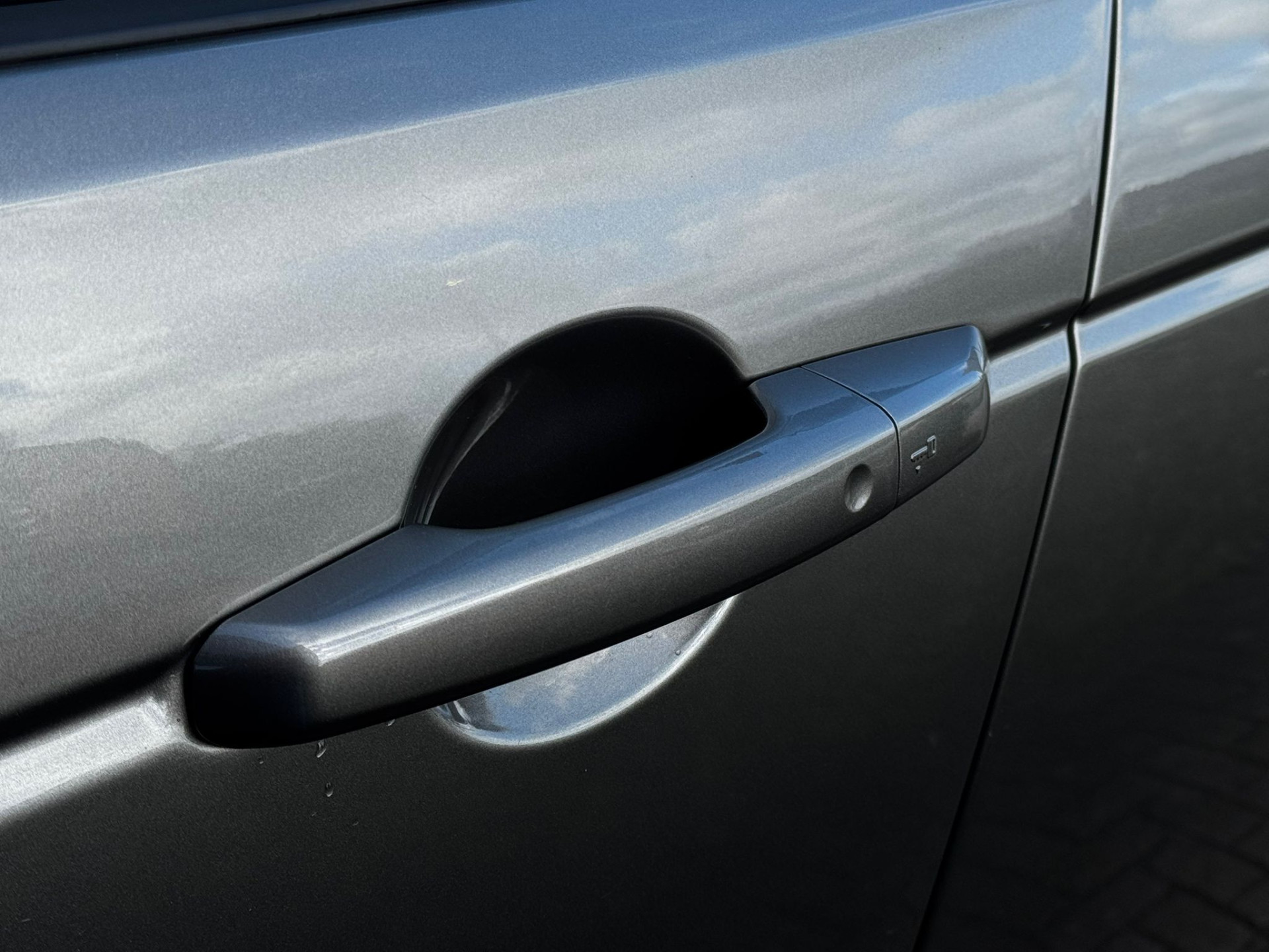 Land Rover Discovery Sport P300e 309PK R-Dynamic HSE Pano Head-UP 360 Camera
