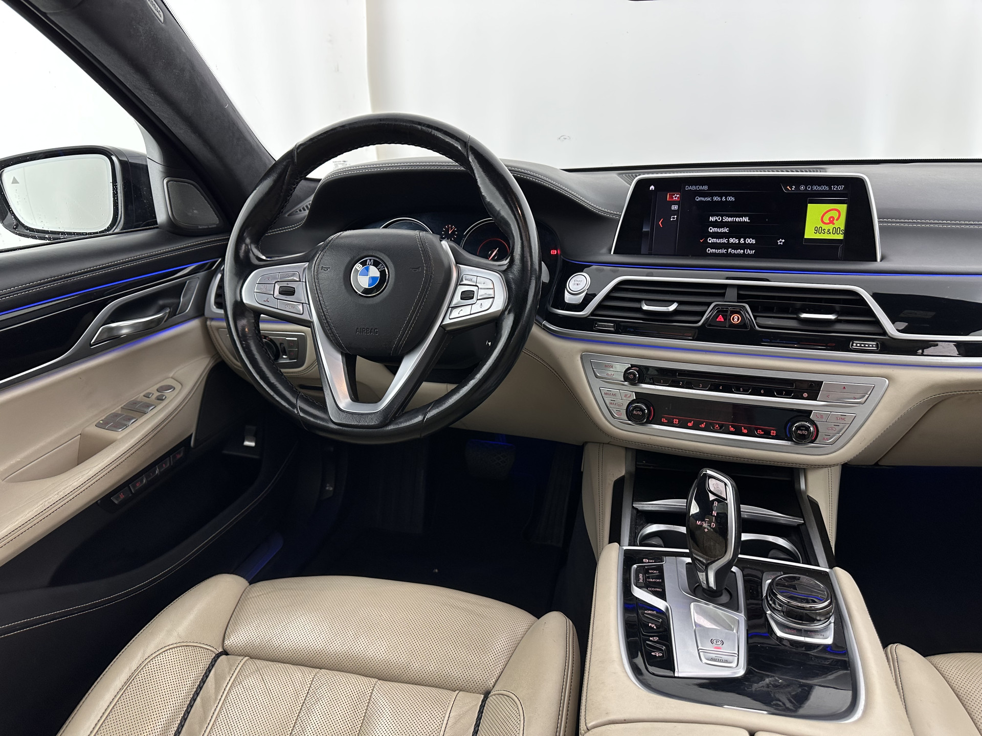 BMW 7-serie 740Le xDrive iPerformance High Executive (Plug-In) Aut. *PANO | LEATHER | MASSAGE | HARMAN/KARDON | MEMORY-PACK | BLIS | TOPVIEW |  HEAD-UP | ADAPTIVE-CRUISE | FULL-LED | ENTERTAINMENT | DAB+ | ..