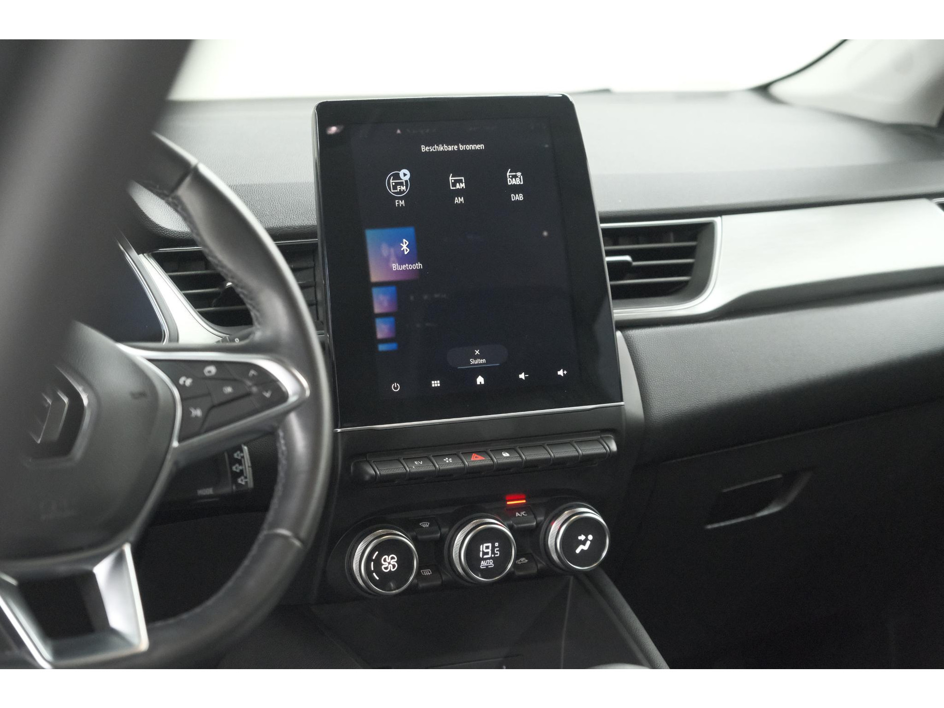 Renault Captur 1.6 E-Tech Plug-in Hybrid 160 Intens | Camera | 9.3 Inch Groot Scherm | Apple Carplay | Parkeersensoren