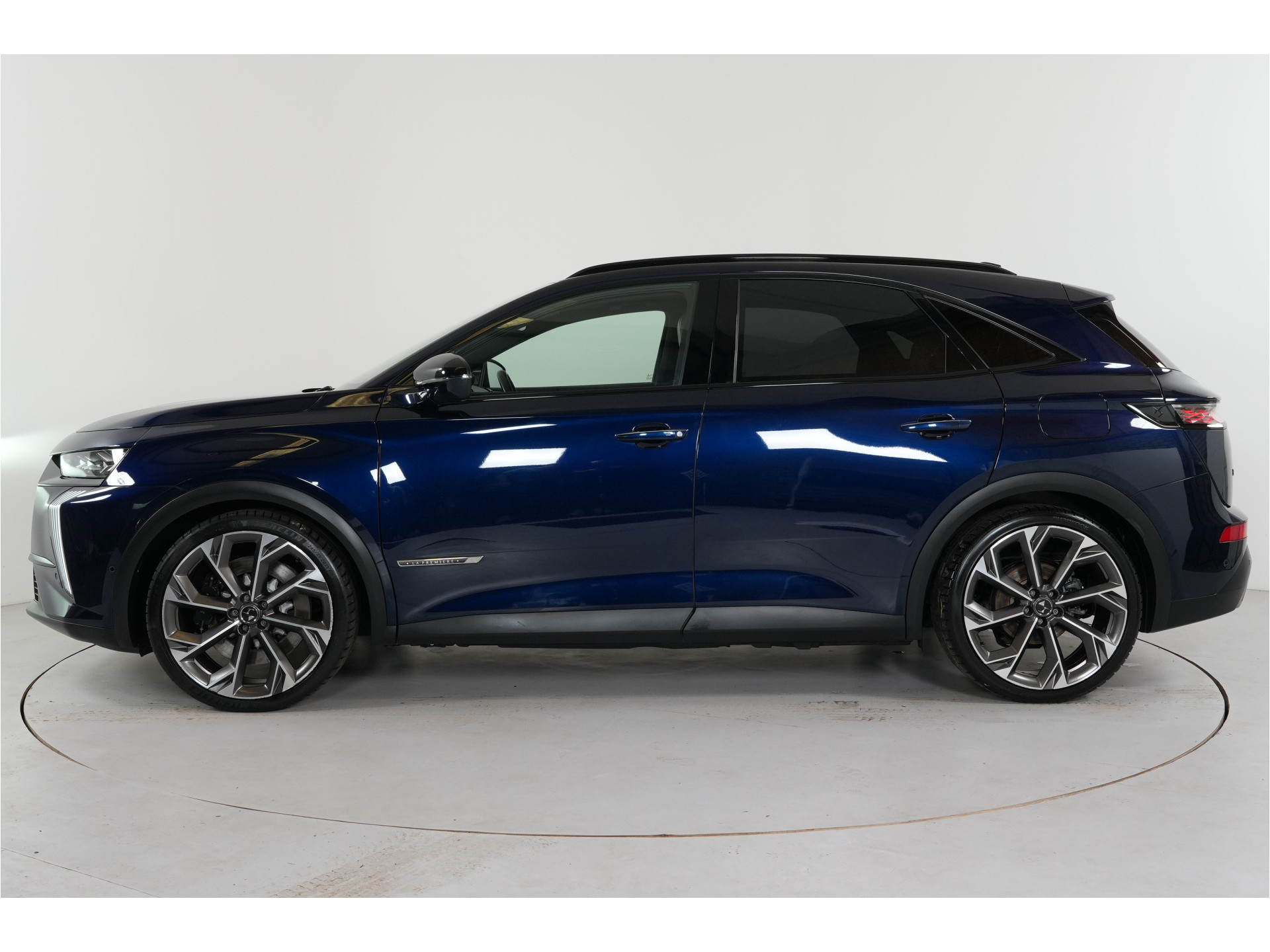 DS 7 E-Tense 4x4 La Première 360 pk PHEV | SOH 96% | Pano | Massage | Nachtzicht | Focal | 360° Cam | Nappa |