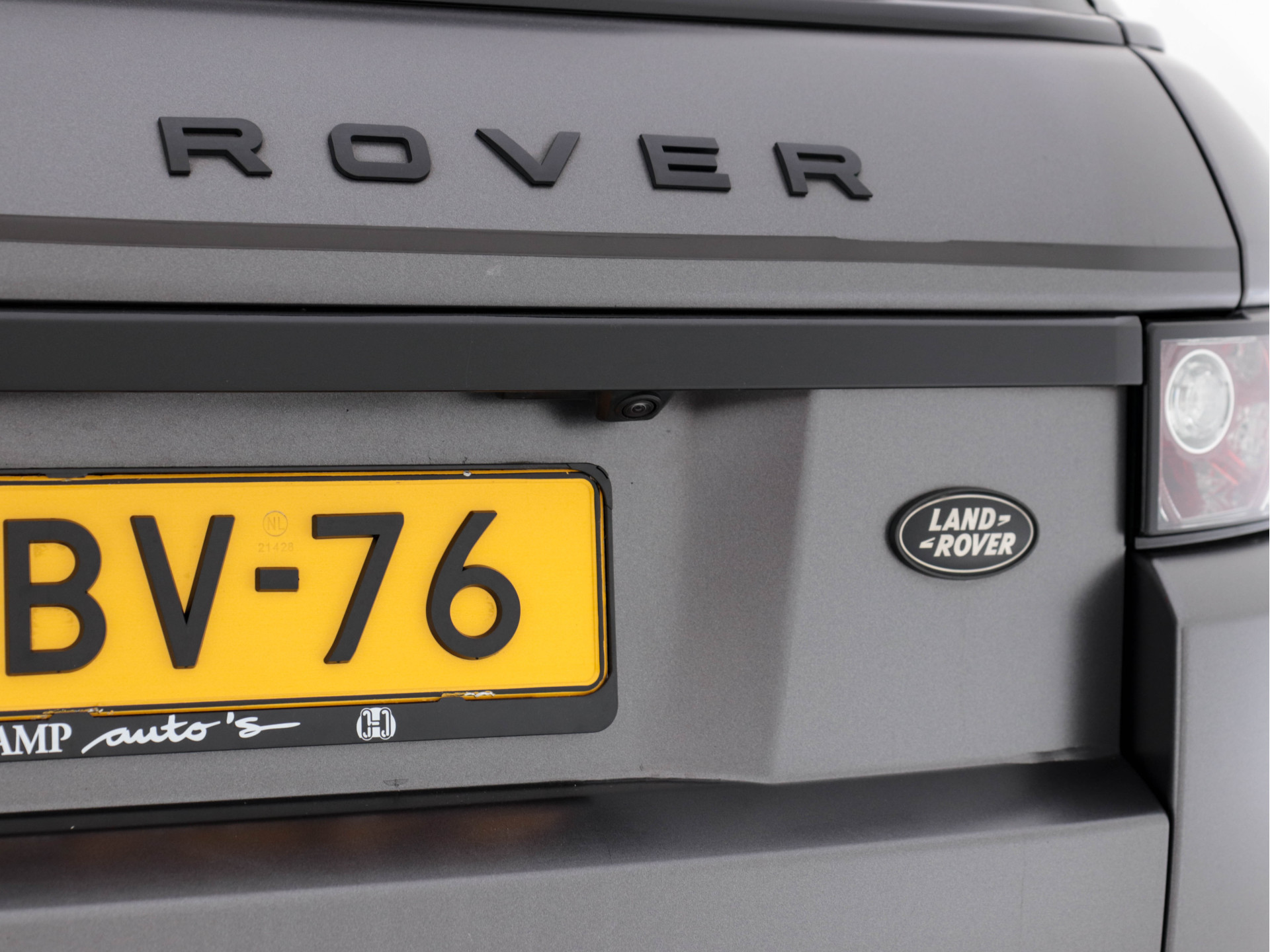 Land Rover Range Rover Evoque Coupé 2.2 eD4 Prestige *WRAPPED | XENON-PLUS | LEATHER | MERIDIAN-SOUNDSYSTEM | CAMERA | CRUISE | MEMORY-PACK | SPORT-SEATS | PRIVACY-GLASS | KEYLESS | ECC | TOWBAR | PDC | 19"ALU*