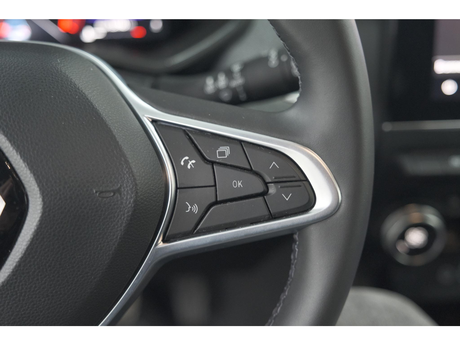 Renault Clio TCe 90 GPF techno | 360 Camera | Dodehoekdetectie | Adaptieve Cruise Control
