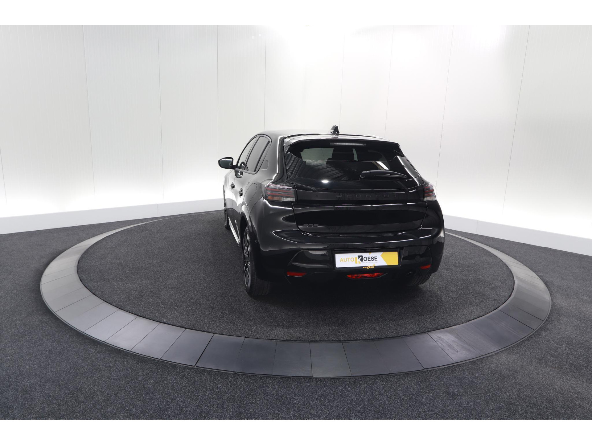 Peugeot 208 PureTech 100 Allure | 360 Camera | Dodehoekdetectie | Navigatie