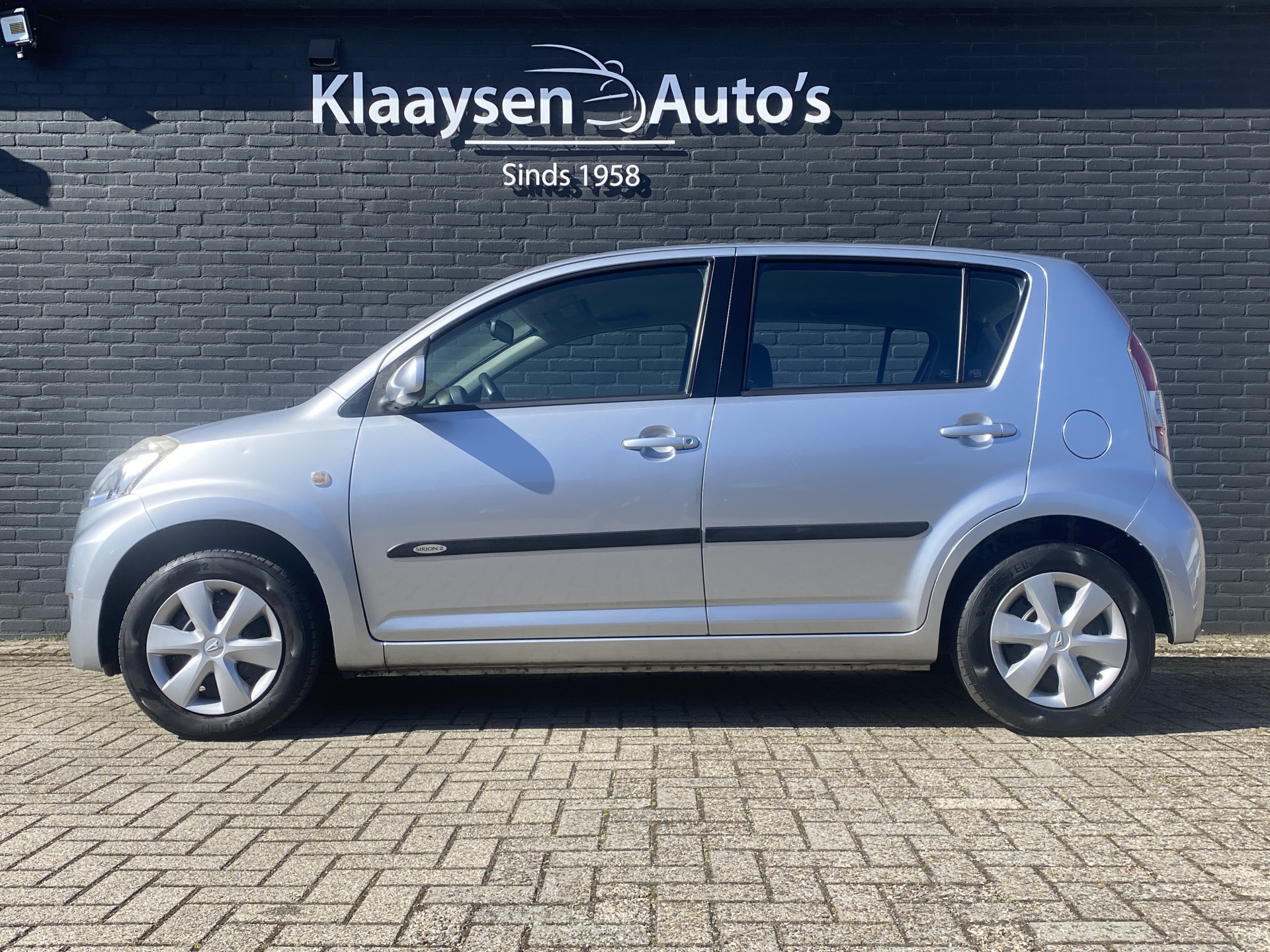 Daihatsu Sirion 2 1.3-16V Prestige | dealer onderhouden | airco | elektrisch pakket | nieuw geleverd | 3 maand garantie