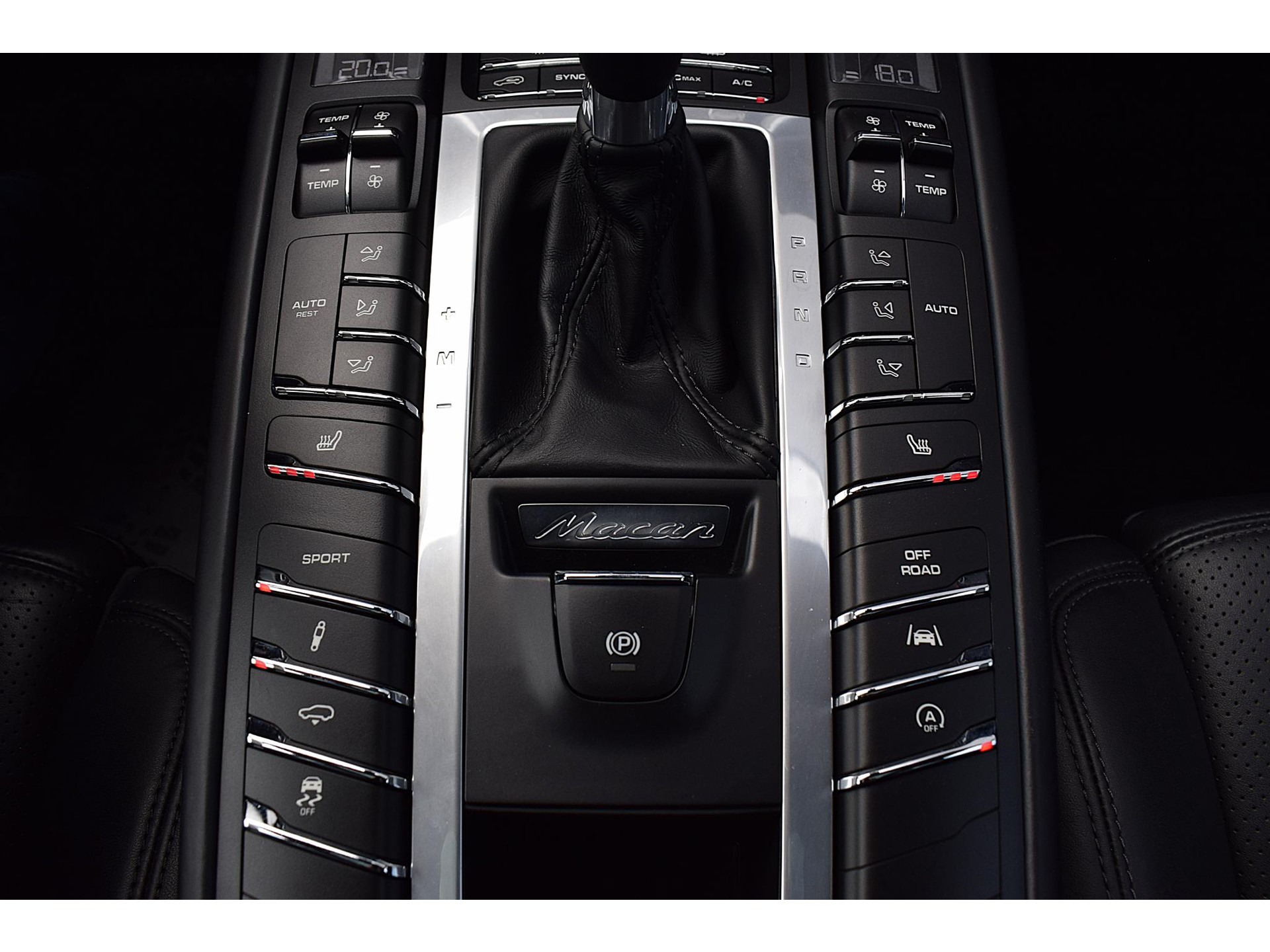 Porsche Macan 3.0 S | Apple CarPlay | NAP | Luchtvering | Pano | Bose | Memory | Leer