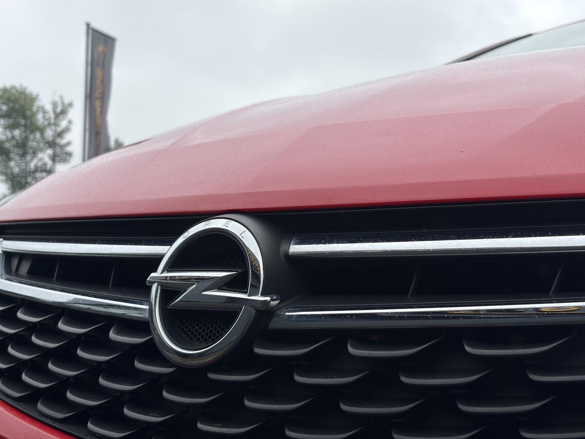 Opel Astra Sports Tourer 1.4 Innovation Dealer Onderhouden l 150pk l Carplay l 2e Eigenaar l Camera l Trekhaak l Keyless l Navi l Halfleder l Pdc V+A l 6 Bak l Clima l Cruise l Rijstrooksensor l Dodehoeksensor l N.A.P l Apk tot 01-2027