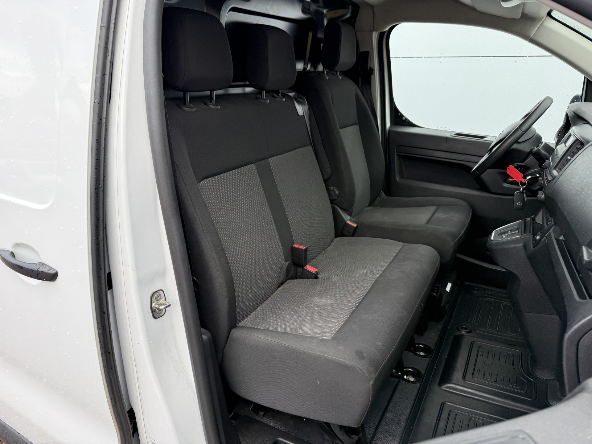 Toyota ProAce Electric Worker 75kWh 136PK L3 XL 348km WLTP EV Snelladen Climate control Cruise control Laadkabel