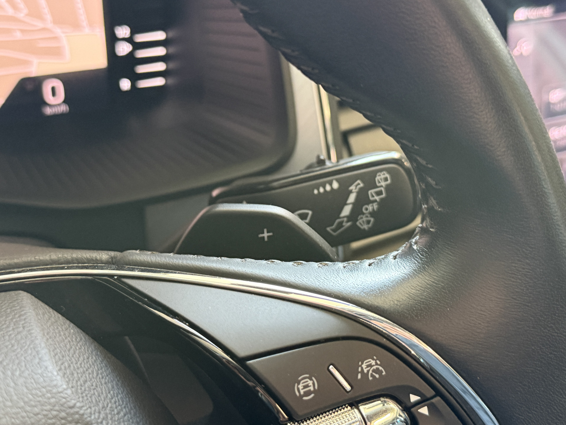 ŠKODA Kodiaq 1.5 TSI Business Edition | Panoramadak | Trekhaak | Apple Carplay | Dakdragers