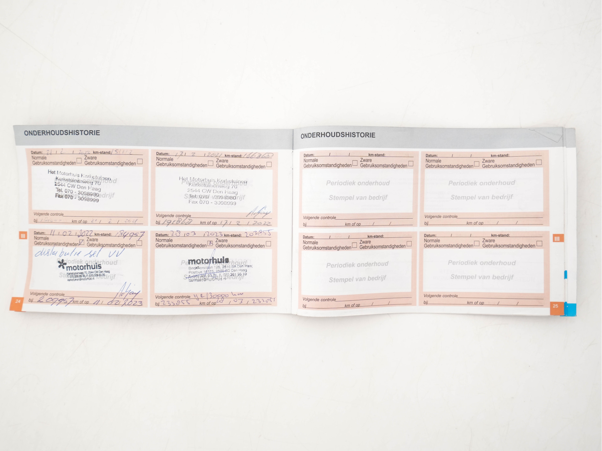 Citroën DS5 2.0 Hybrid4 Business Executive Aut. *PANO | TWO-TONE-LEATHER | MEMORY-PACK | NAVI-FULLMAP | XENON | KEYLESS | CAMERA | HEAD-UP | MASSAGE-SEAT | CRUISE | SPORT-SEATS | 17"ALU*