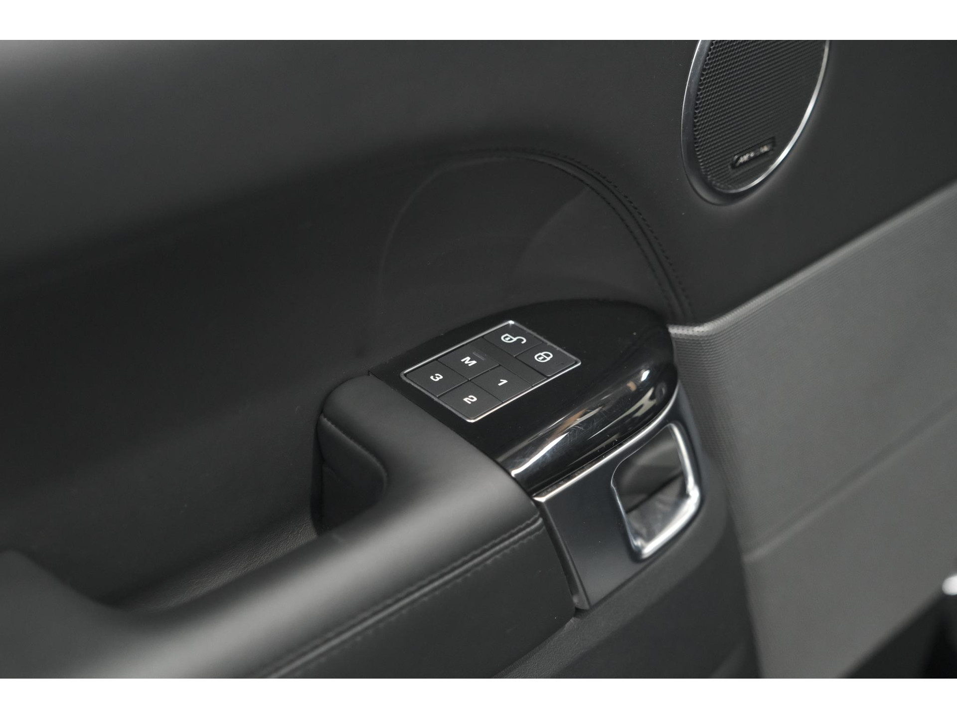 Land Rover Range Rover Sport 3.0 SDV6 HSE Dynamic 3500kg trekgewicht - BTW - Zwart/Zwart