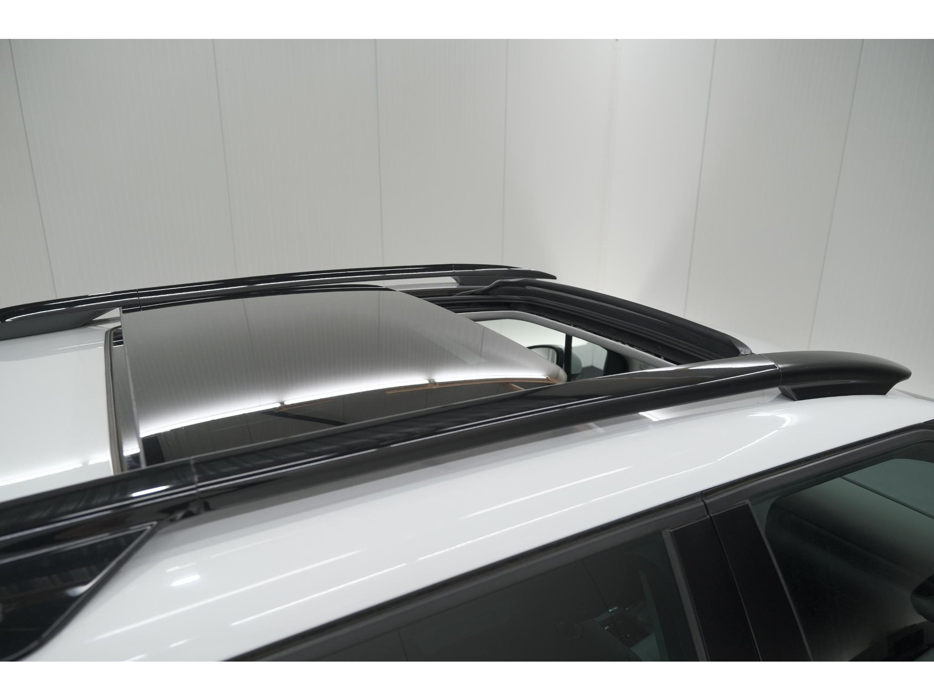 Citroen C3 Aircross PureTech 130 EAT6 Shine | Schuif-/Kanteldak | Camera | Dodehoekdetectie | Head-Up Display