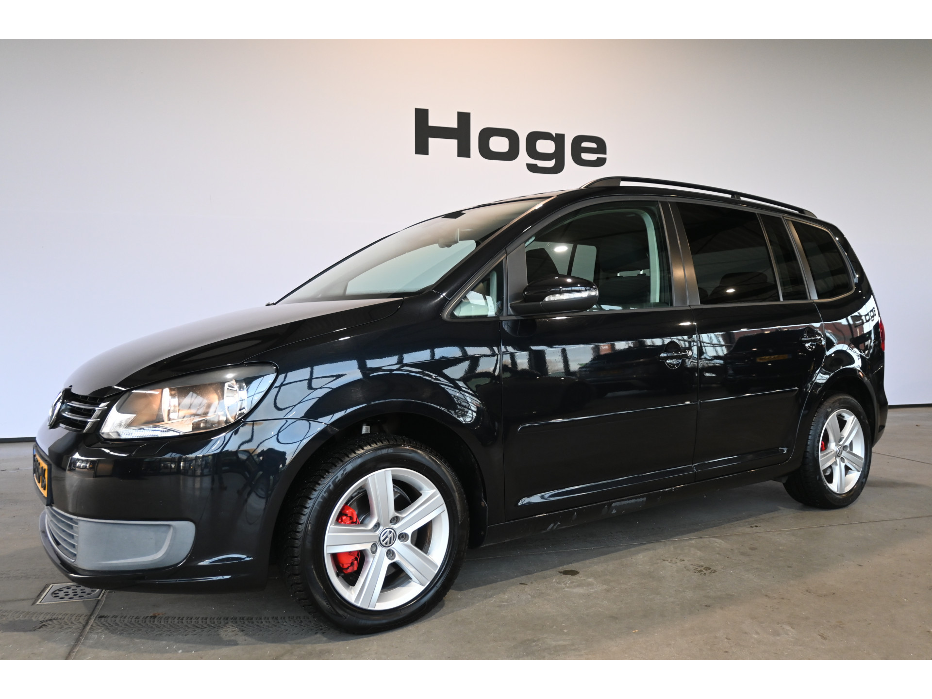 Volkswagen Touran 1.4 TSI Highline Automaat Clima Stoelverwarming Goed Onderhouden! Inruil Mogelijk!