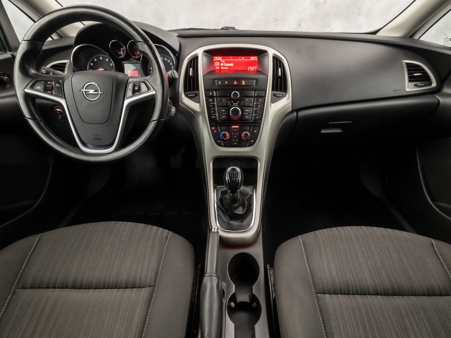Opel Astra Sports Tourer 1.4 Turbo Sport (AIRCO, CRUISE, GETINT GLAS, SPORTSTOELEN, LM VELGEN, NIEUWE APK, NIEUWSTAAT)