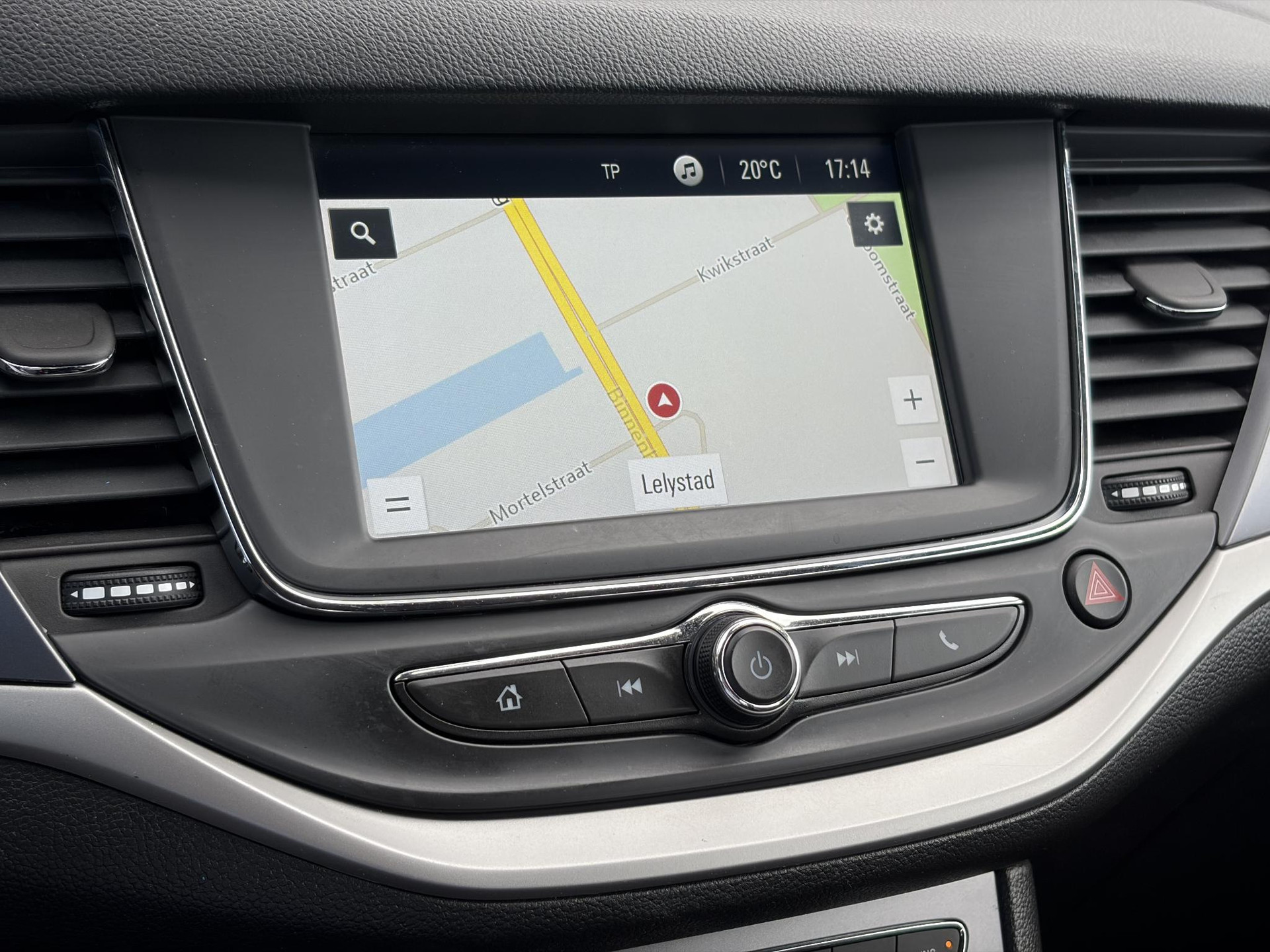 Opel Astra Sports Tourer 1.2 Edition ✓Camera ✓110pk✓2e Eigenaar✓Carplay✓Navi✓Airco✓Cruise✓Pdc✓LED koplampen✓N.A.P.✓6 Bak✓Pdc V+A✓Lm velgen✓Dakdragers ✓Comfortstoelen✓Bj 11-2020✓Apk tot 07-2028